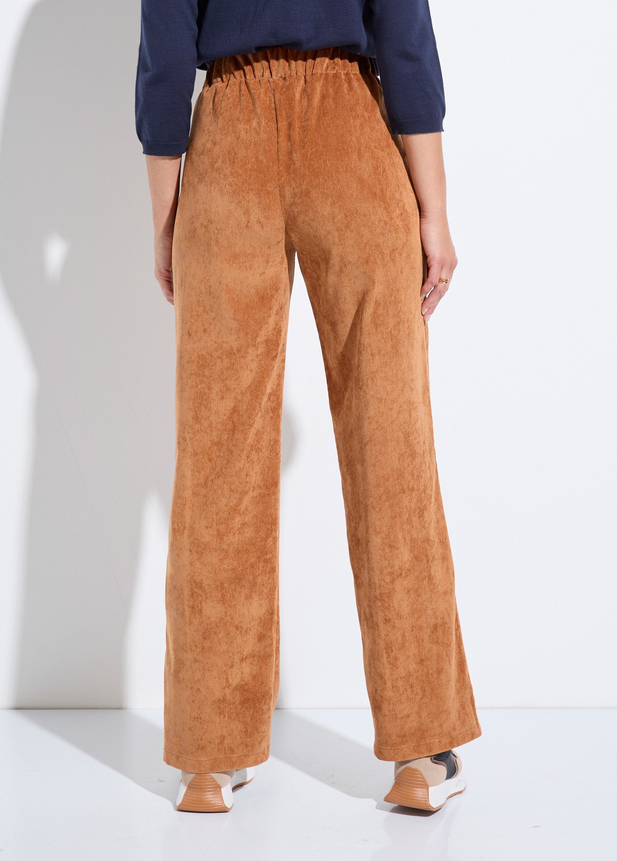 Pantalon_large_velours_milleraies_ceinture_semi-élastiquée_Camel_DO1_slim
