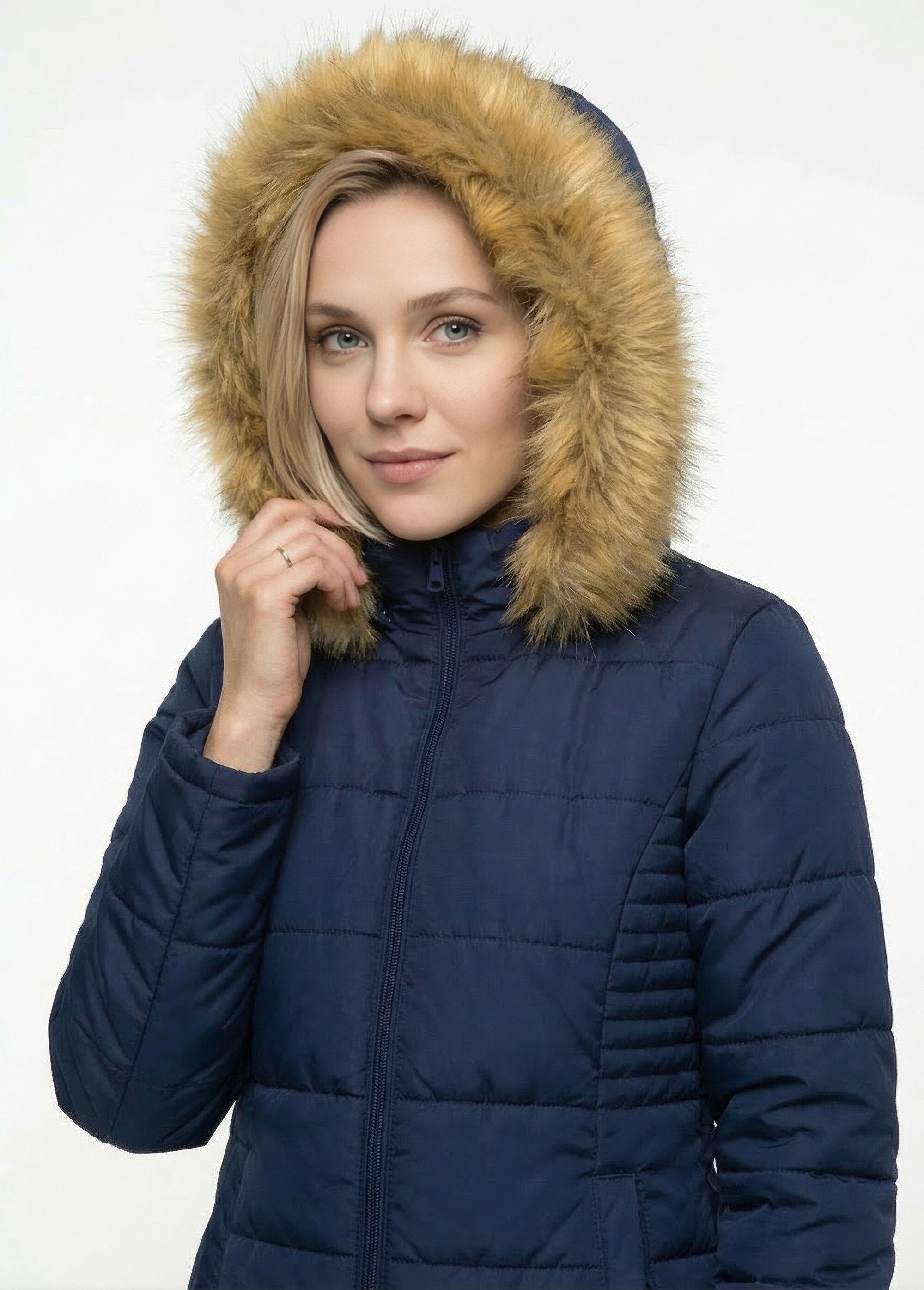 Parka_acolchoada_com_capuz_de_pelo_Marine_DE1_slim