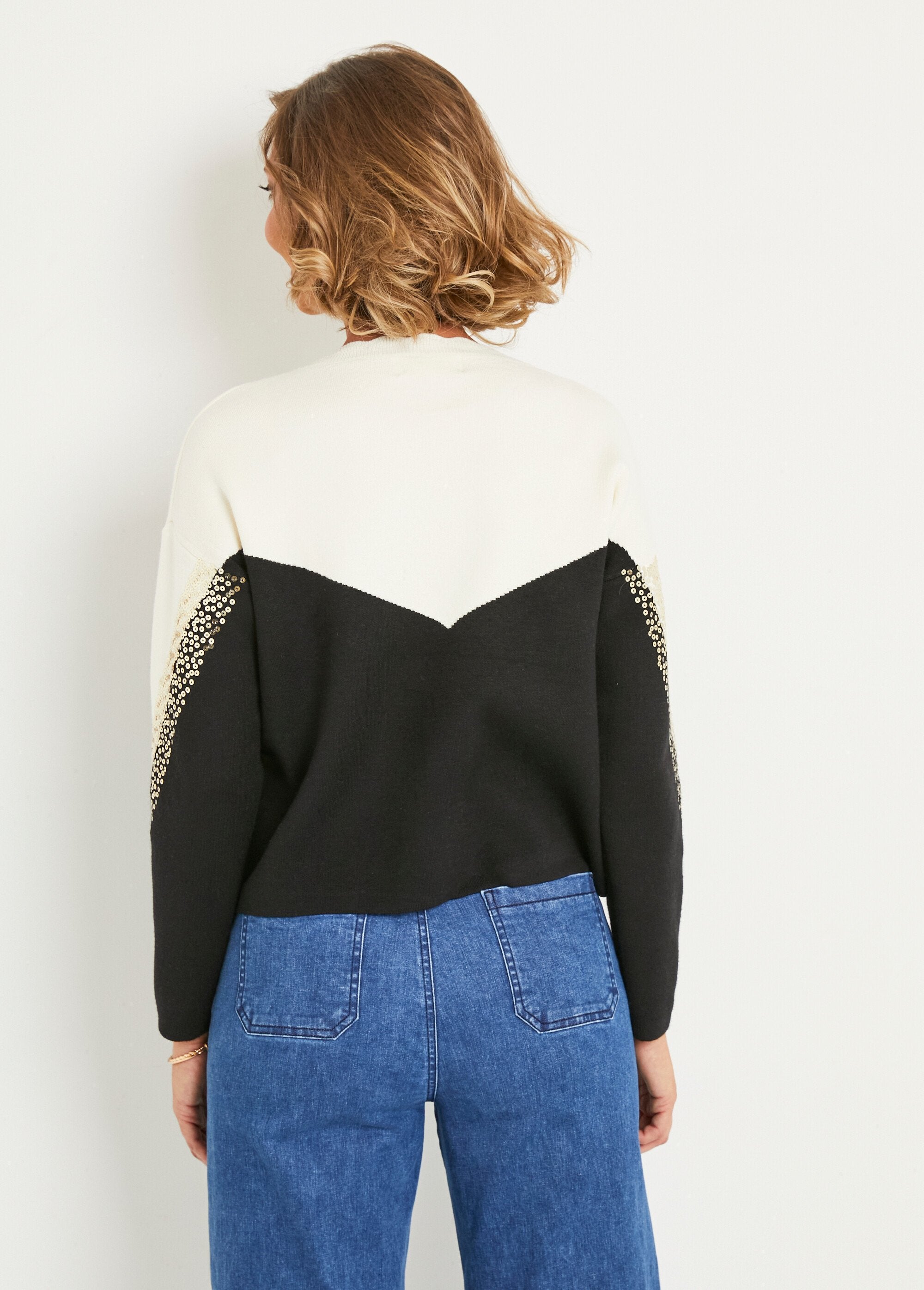 Suéter_de_lantejoulas_de_manga_comprida_bicolor_Beige_et_noir_DO1_slim