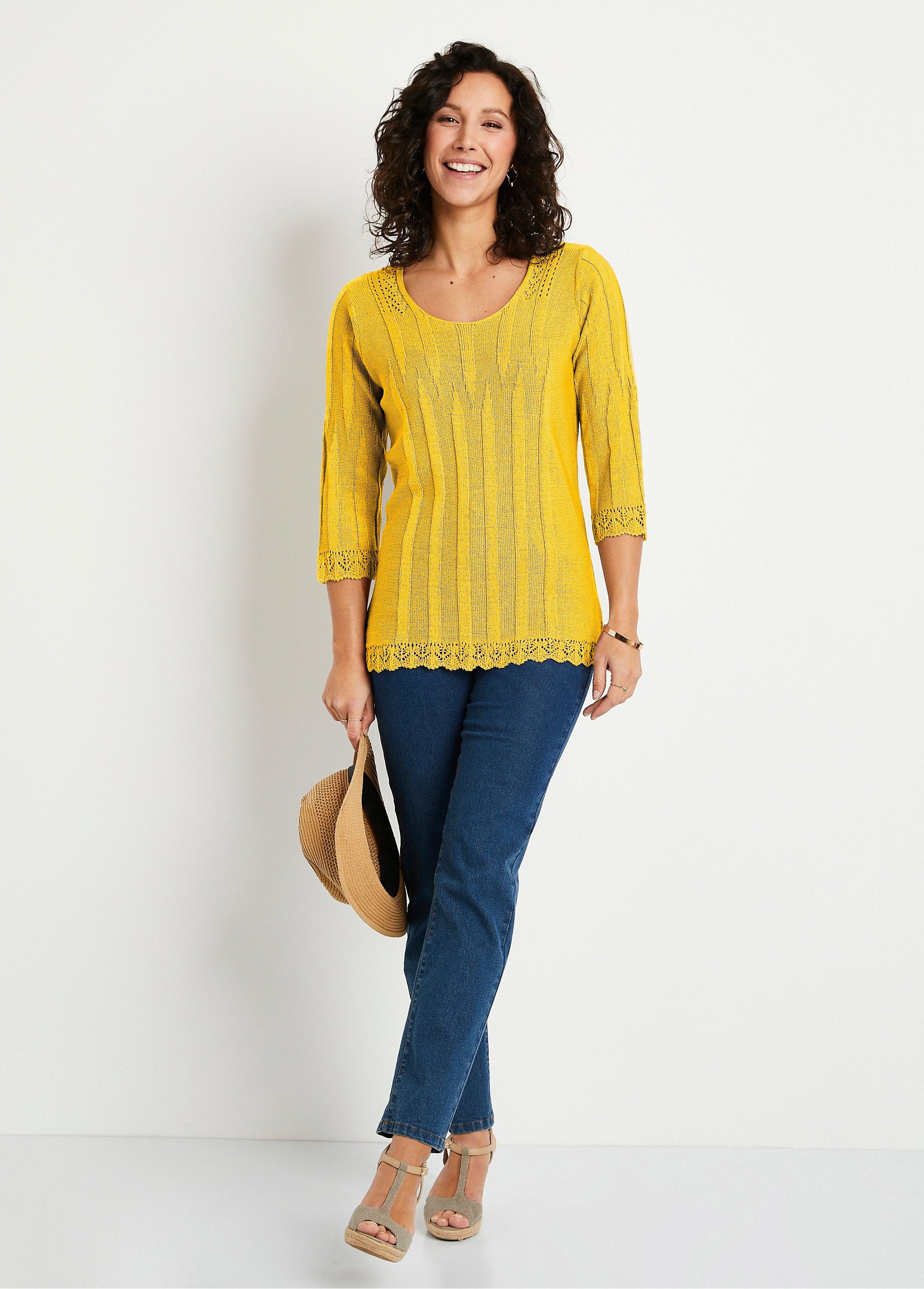 Suéter_curto_com_decote_redondo_vazado_Jaune_SF1_slim
