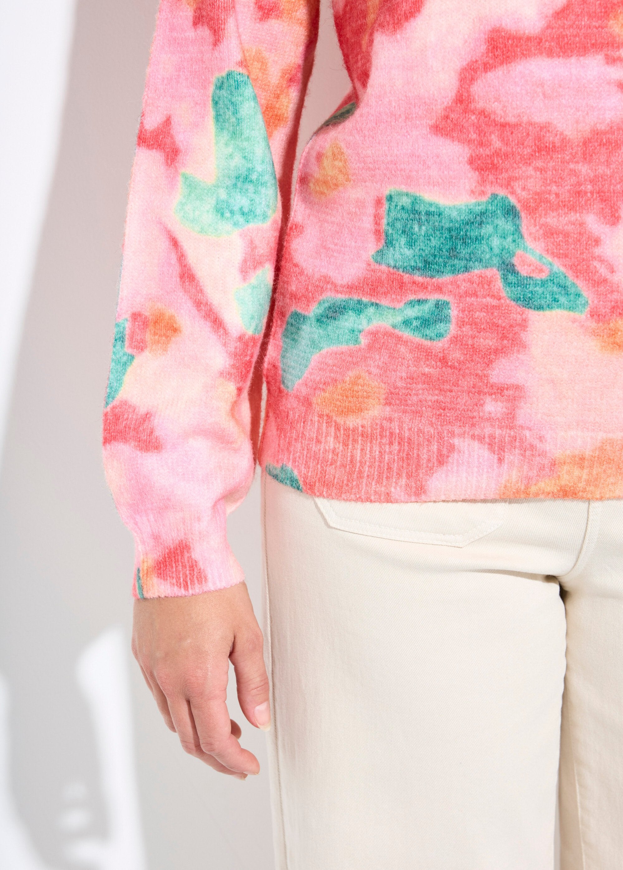 Camisola_de_gola_redonda_com_estampado_floral_suave_Imprime_corail_DE2_slim