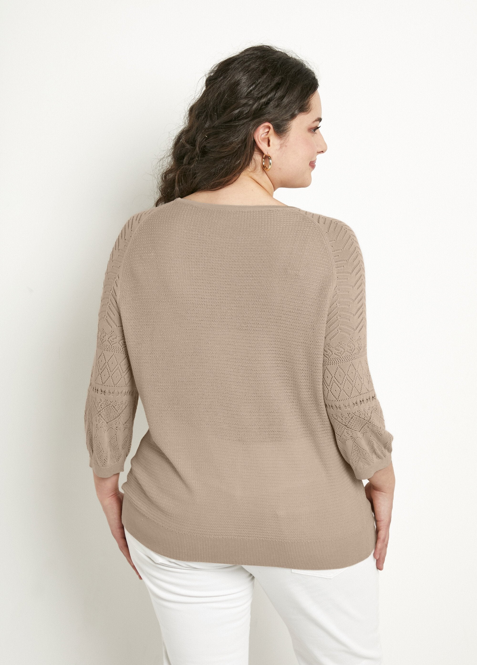 Suéter_leve_com_mangas_raglan_3/4_e_gola_redonda_Beige_DO1_curvy