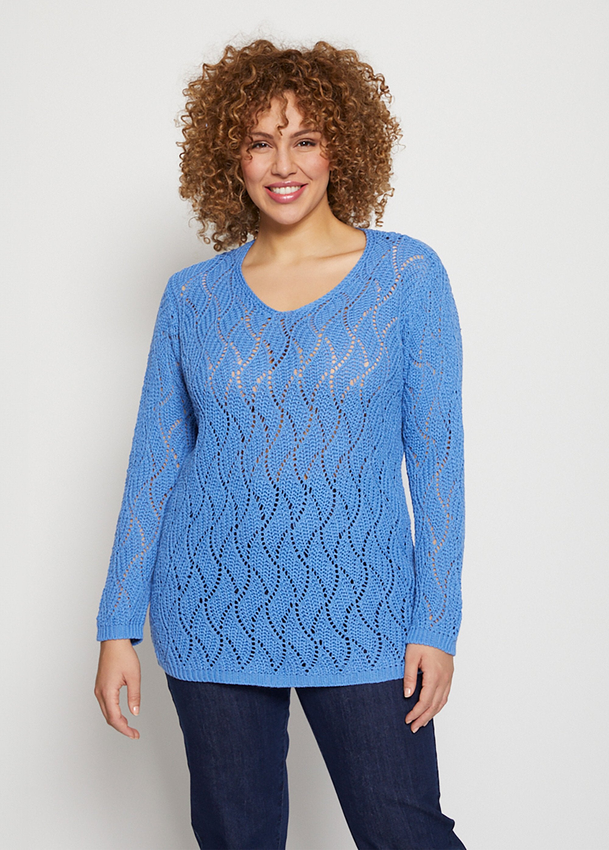 Suéter_de_malha_vazada_com_decote_em_V_Bleu_FA1_curvy