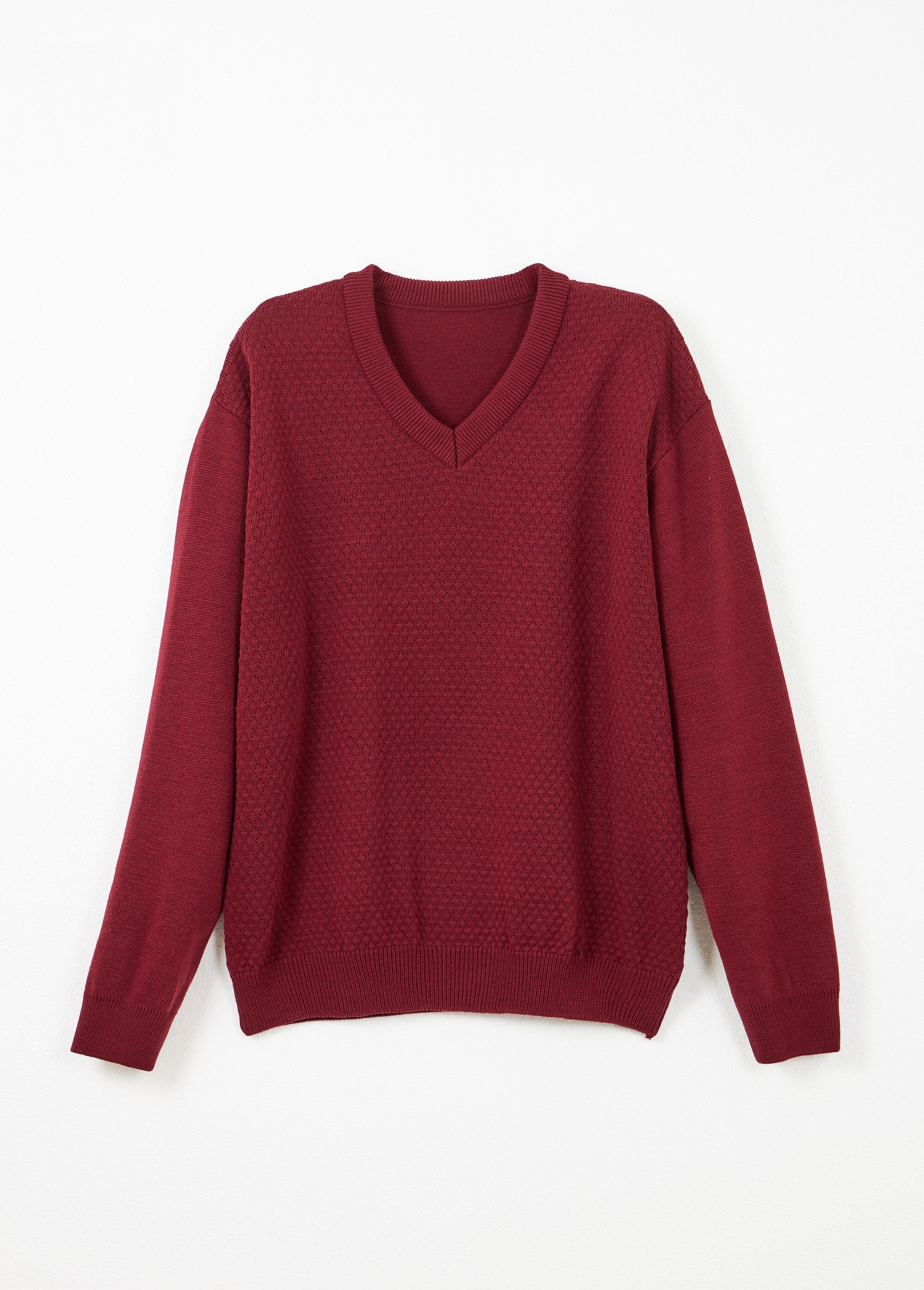 Suéter_de_lã_tricotado_com_decote_em_V_e_mangas_compridas_Bordeaux_AP1_slim