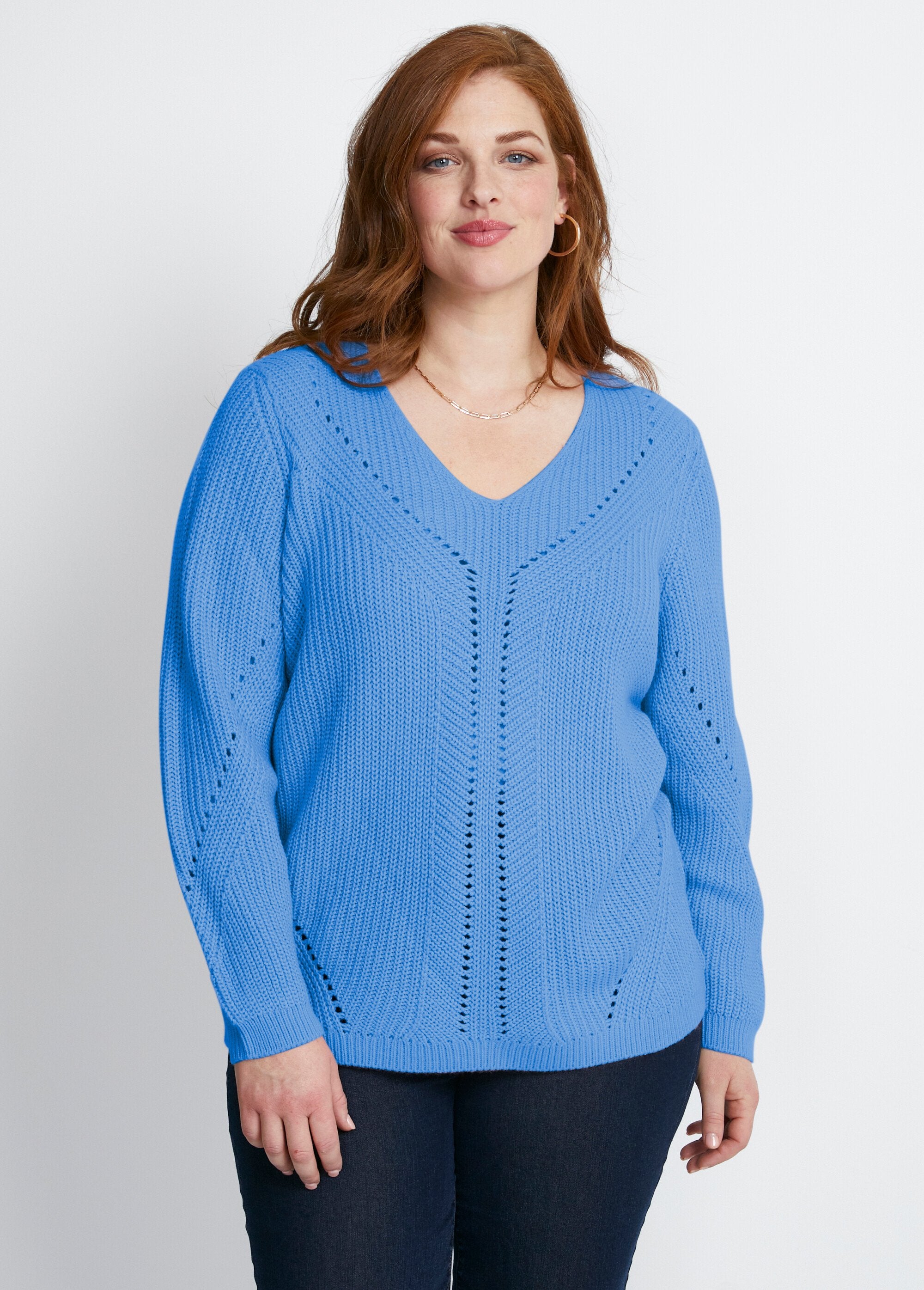 Pull_maille_perlée_et_ajourée_col_V_Ciel_FA1_curvy