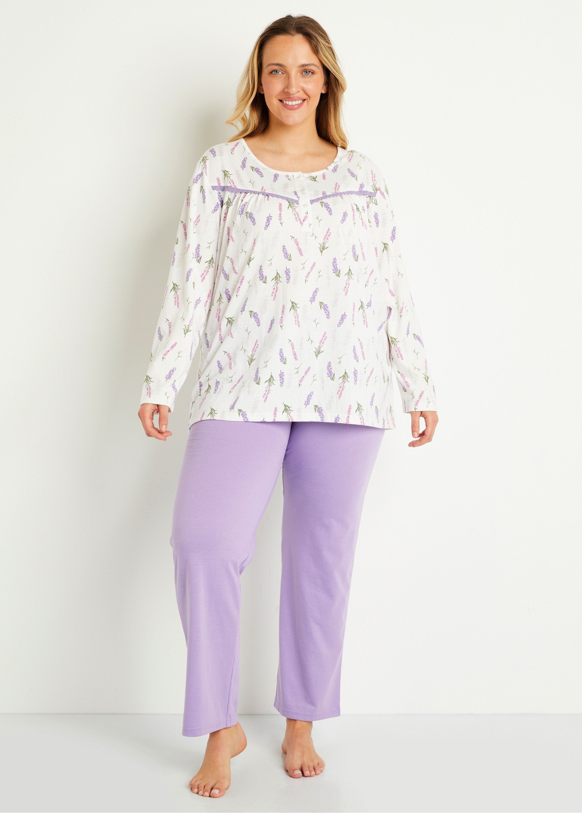 Pijama_de_manga_comprida_com_top_estampado_Estampa_Parma_FA1_curvy