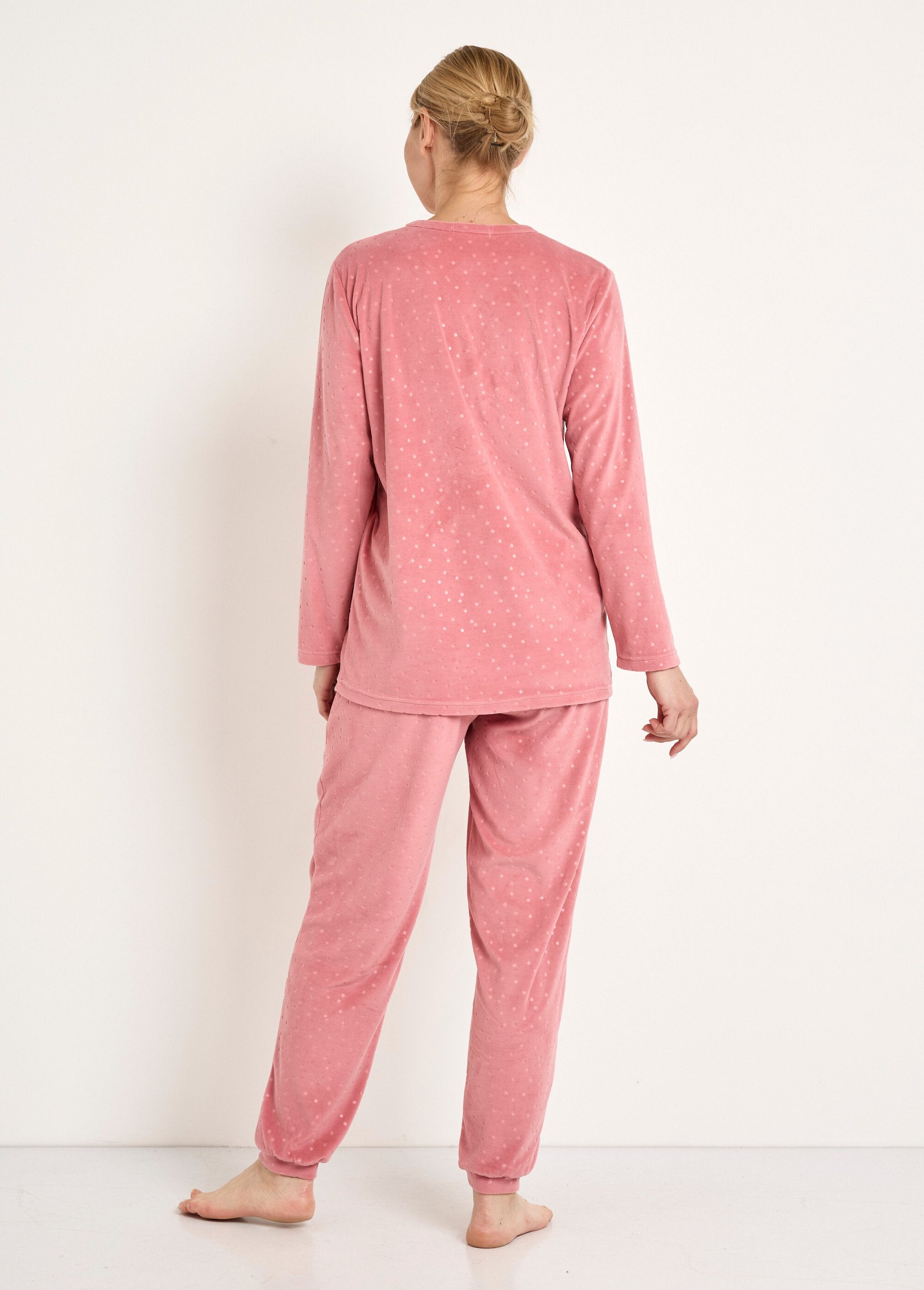 Calça_de_pijama_de_veludo_com_gola_redonda_e_bolinhas_em_relevo_Rose_DO1_slim