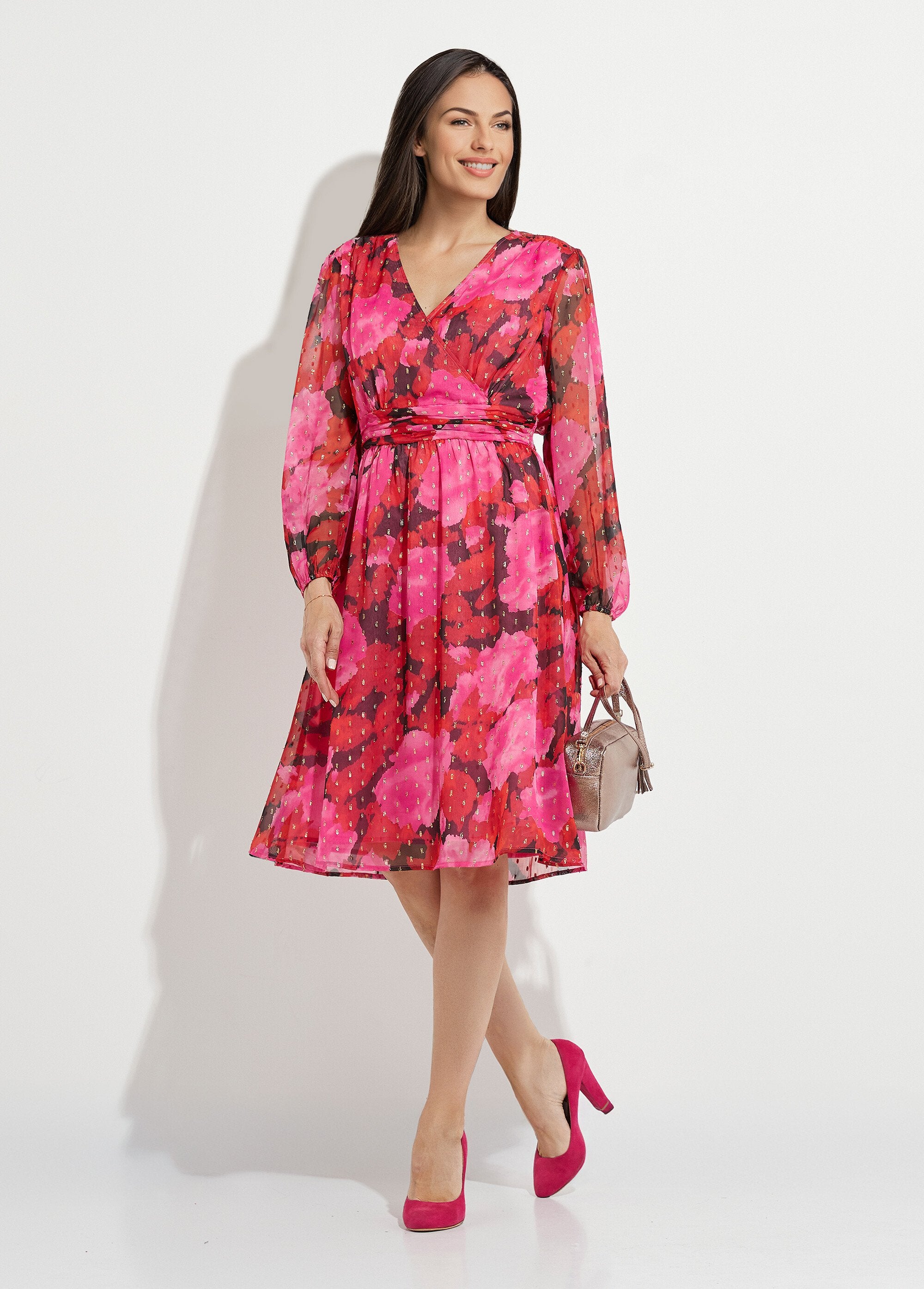 Vestido_curto_envelope_com_voile_estampado_dourado_Rouge_et_noir_FA1_slim