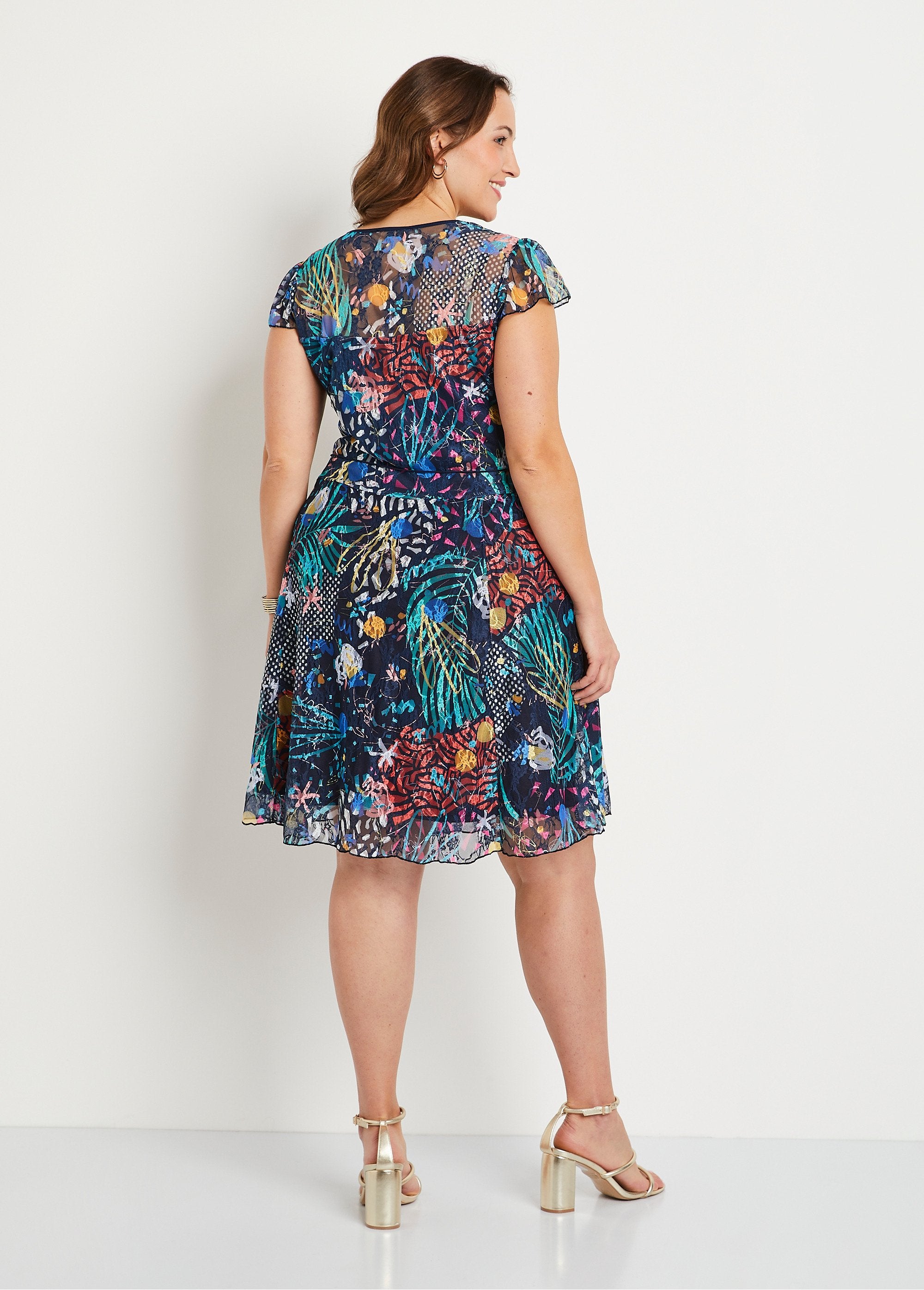 Vestido_curto_de_renda_estampado_Multicolorido_DO1_curvy