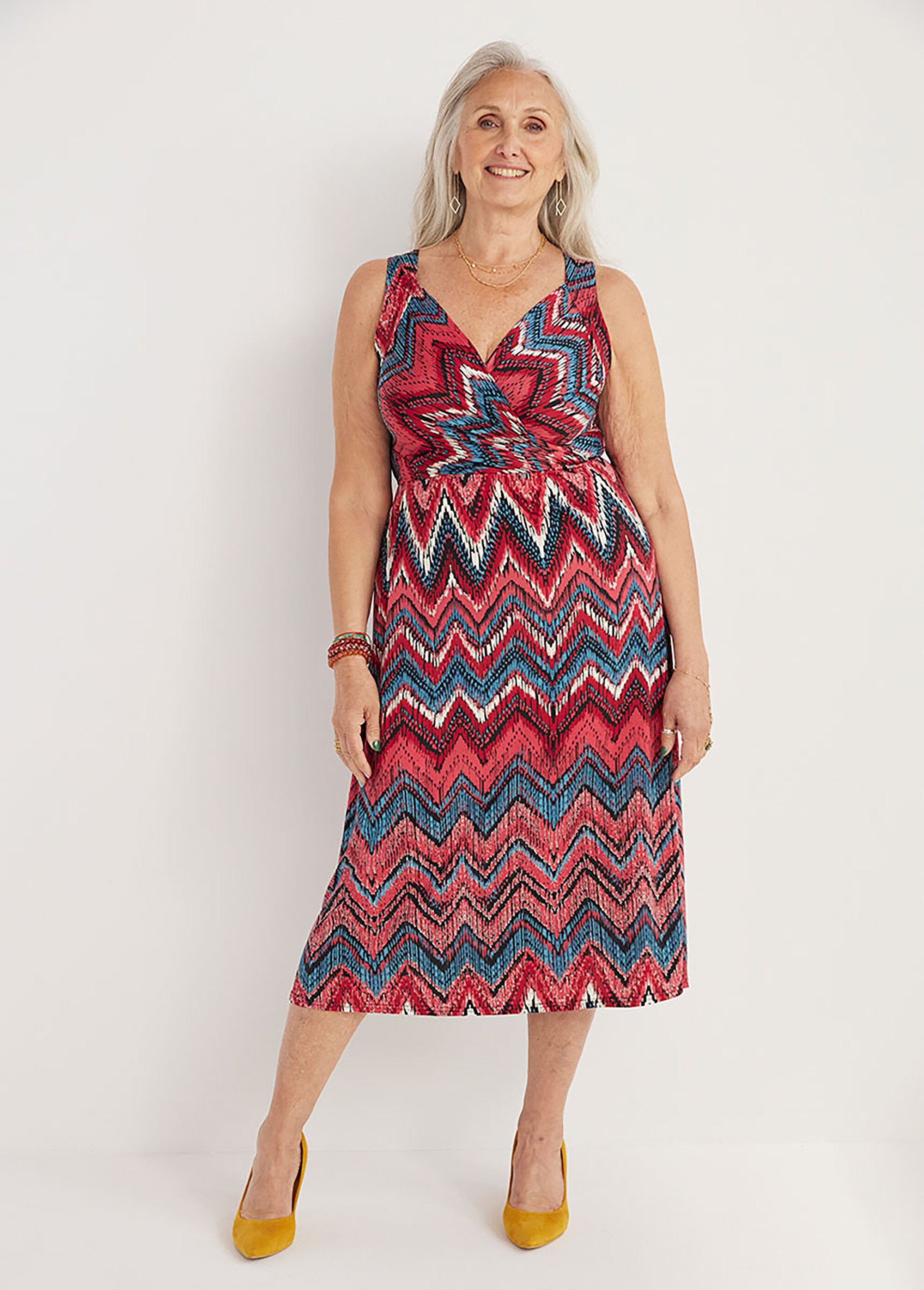 Vestido_longo_sem_mangas_Fond_rose_FA1_curvy