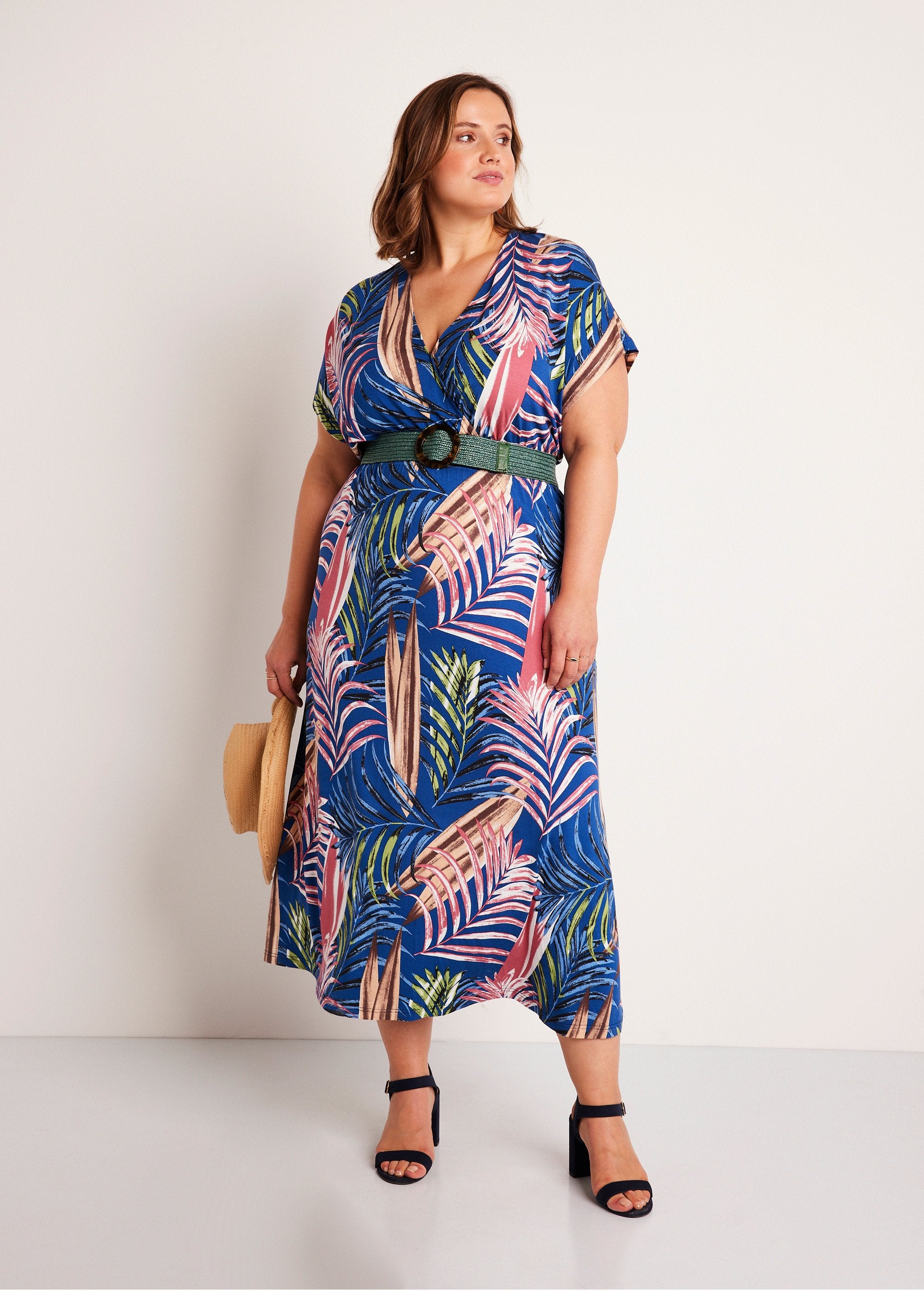 Vestido_longo_com_estampa_tropical_Diabrete_Azul_FA1_curvy