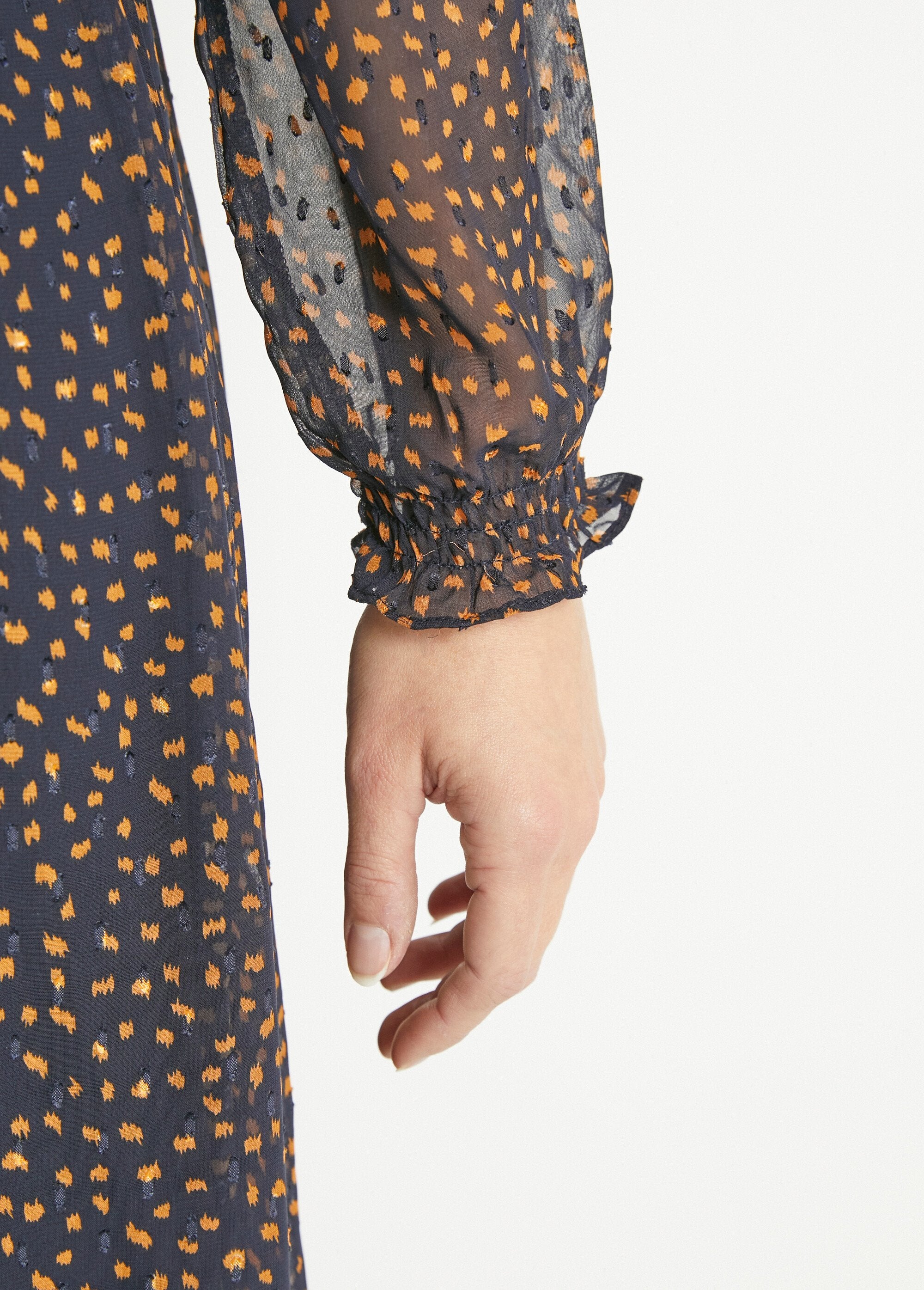 Vestido_longo_de_voile_estampado_com_cintura_plissada_Marine_et_jaune_DE2_slim