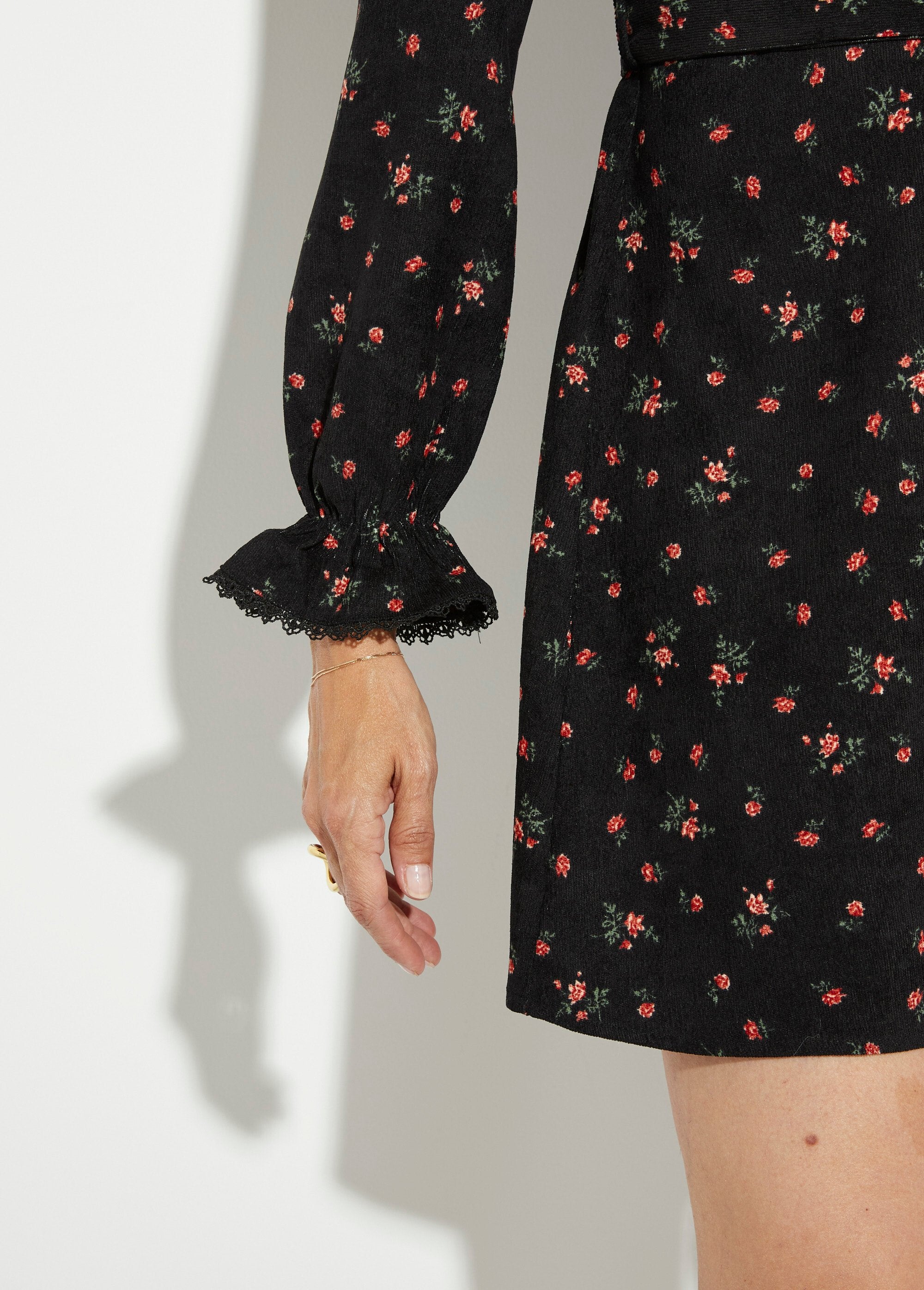 Robe_velours_milleraies_imprimé_roses_Noir_imprime__DE2_slim
