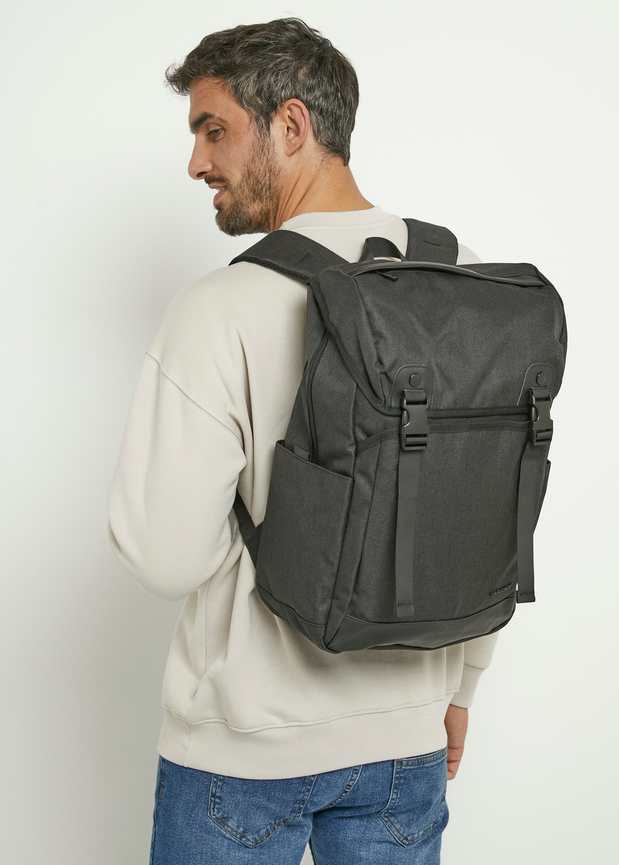 Mochila_urbana_com_vários_bolsos_Noir_FA1_slim