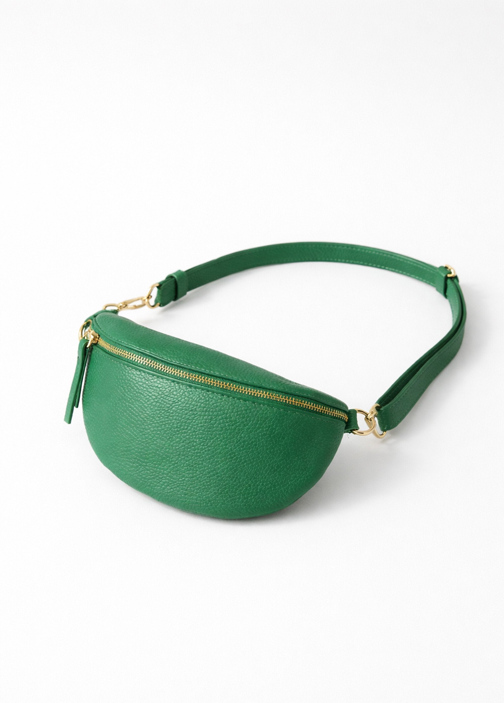 Bolsa_de_cintura_de_couro_granulado_para_mulher_Vert_gazon_FA1_slim