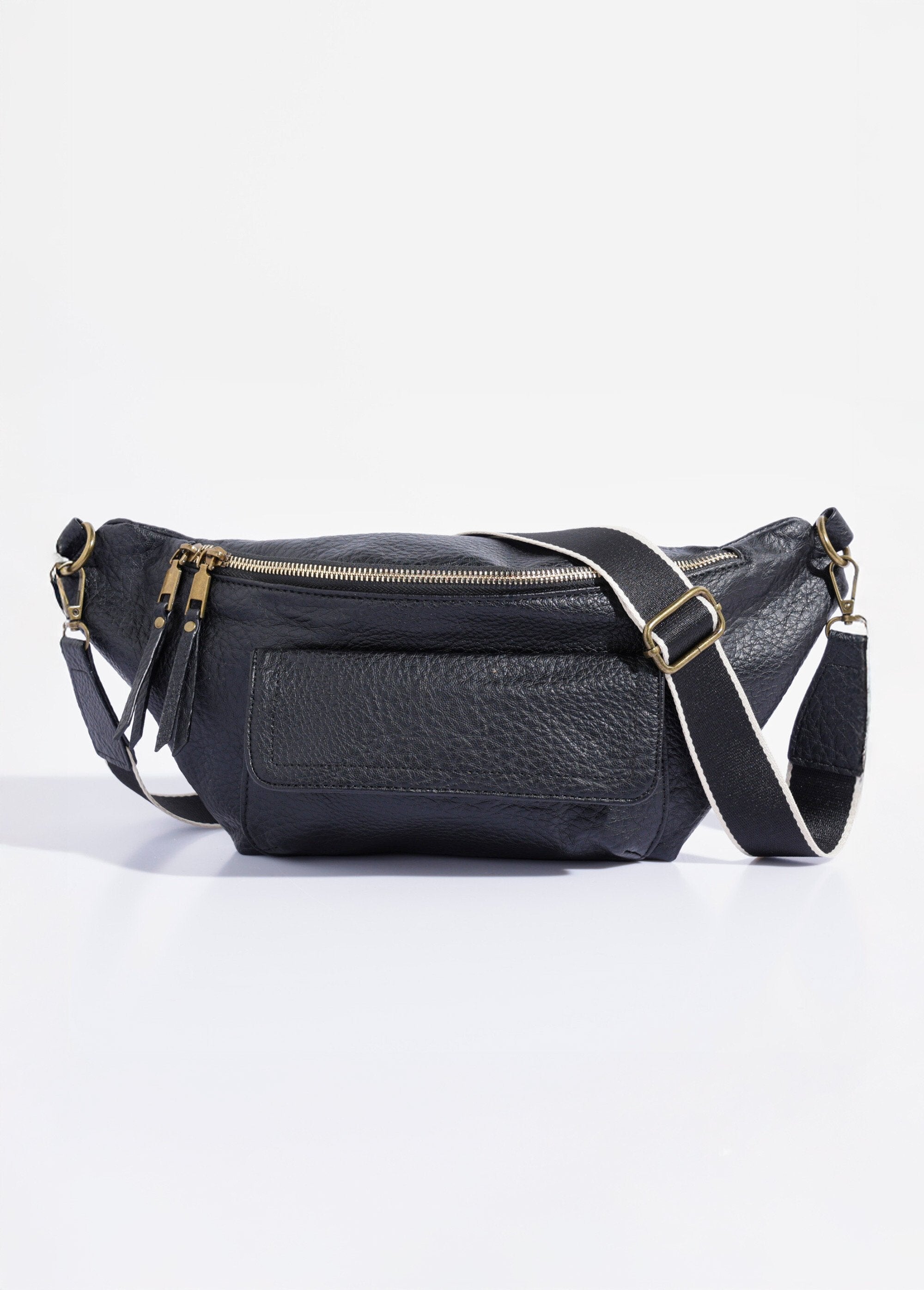 Pochete_com_vários_bolsos_e_efeito_vintage_Noir_FA1_slim