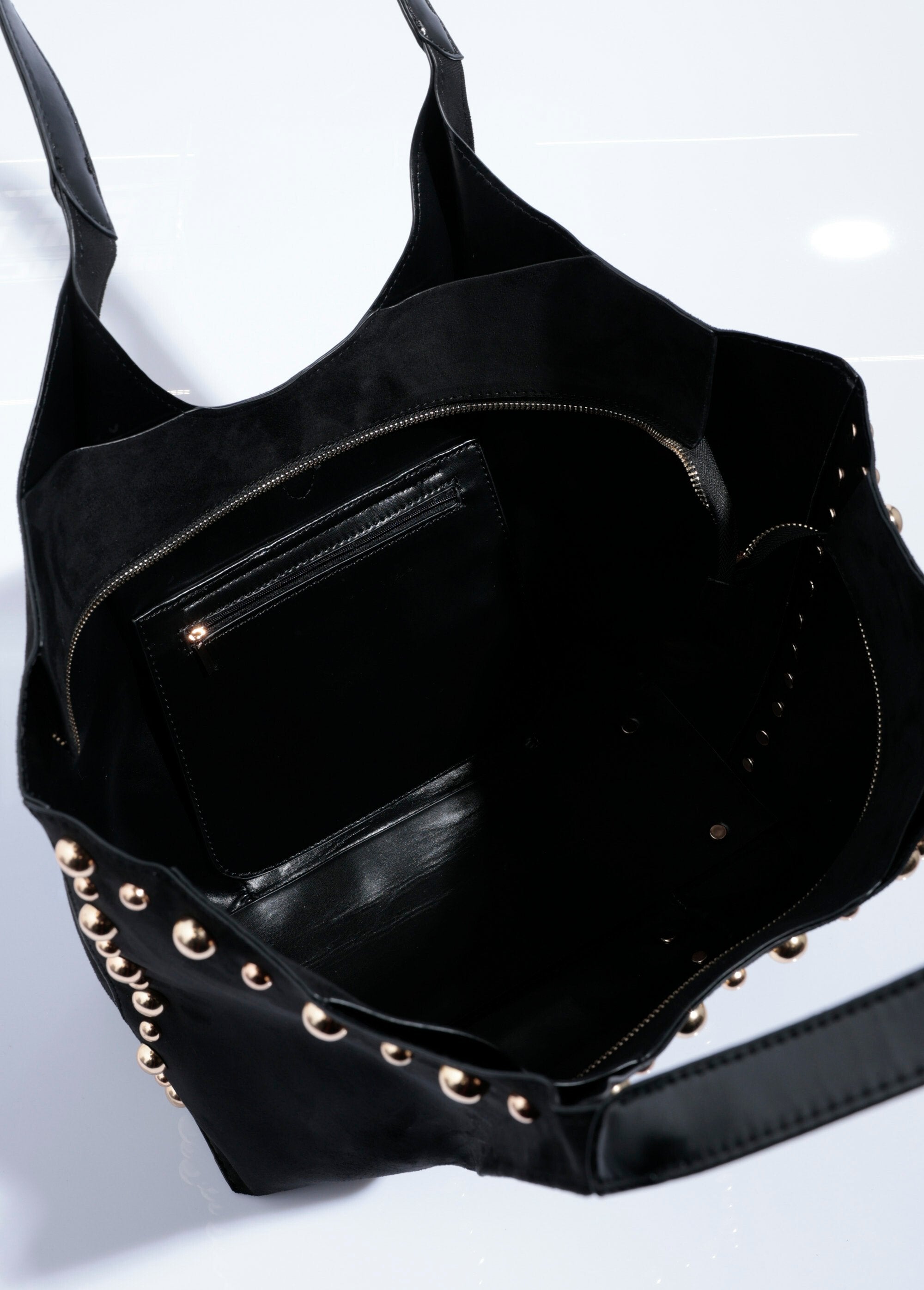 Sac_cabas_suédine_et_clous_ronds_métal_Noir_DE1_slim