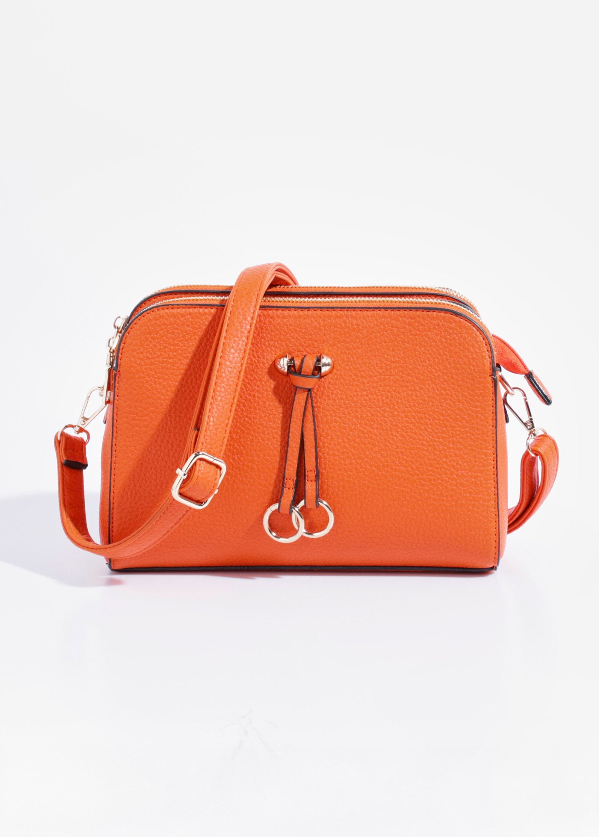 Bolsa_compacta_com_vários_bolsos_e_detalhe_em_metal_Orange_FA1_slim