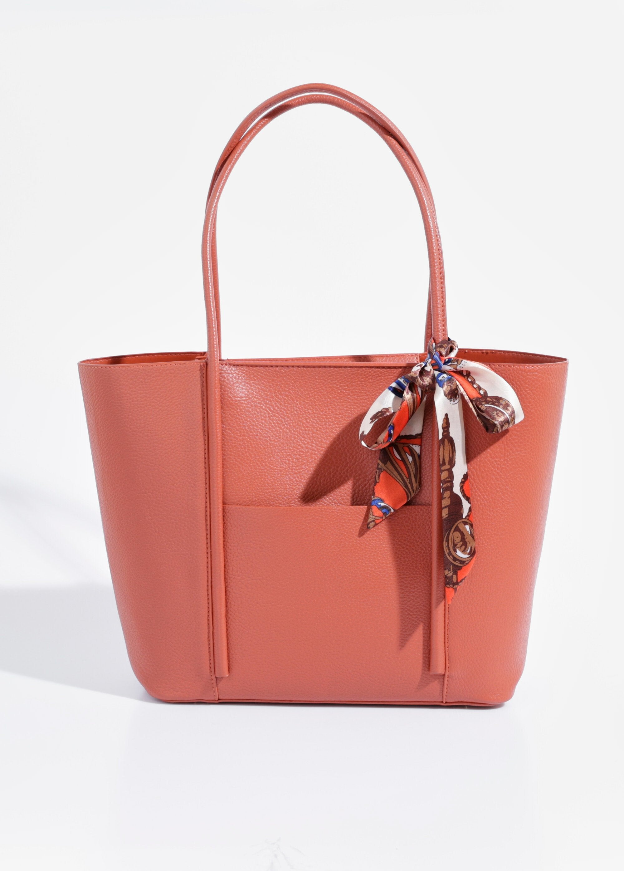 Sacola_de_compras_de_alça_curta_+_cachecol_Tomette_FA1_slim