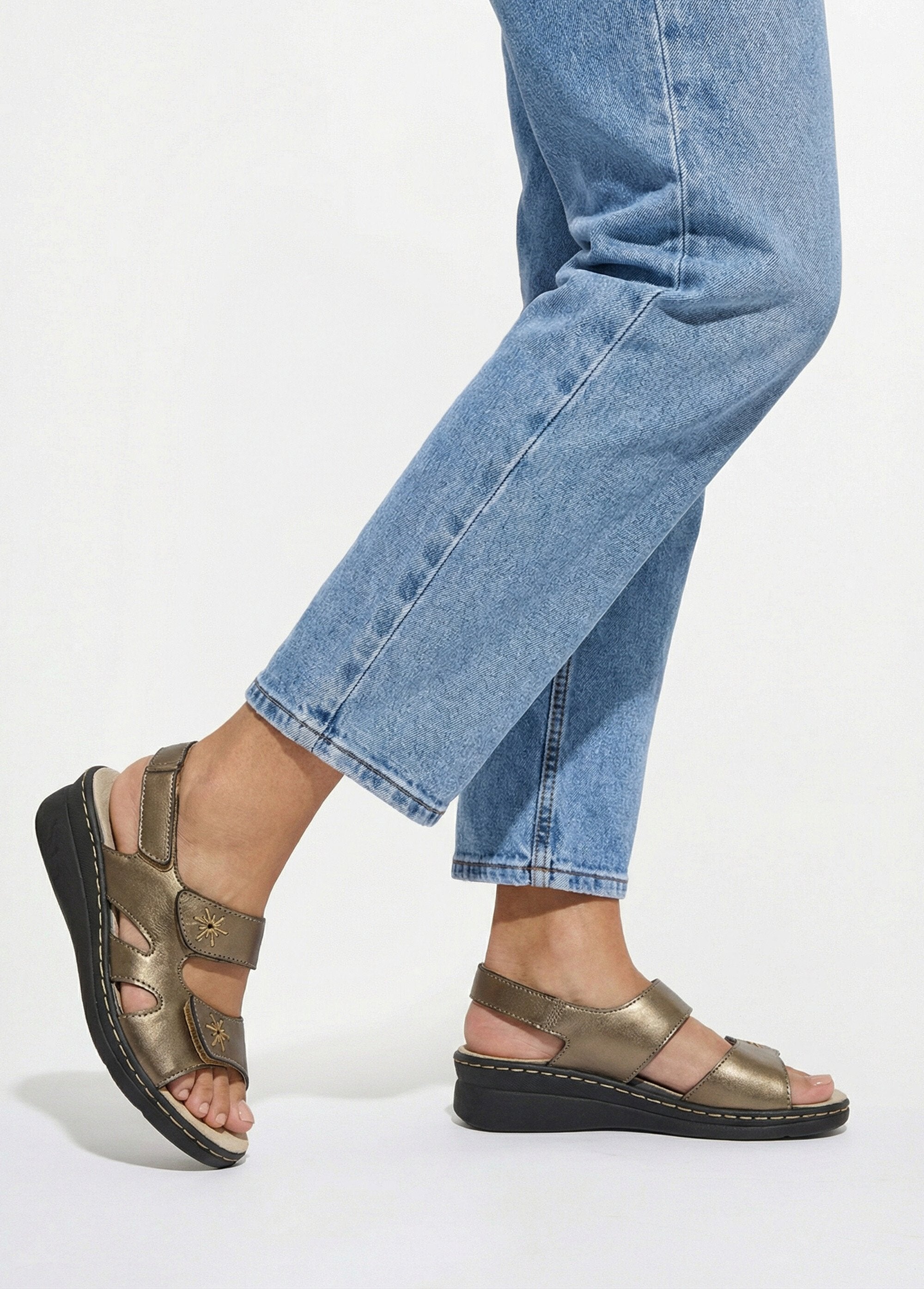 Sandálias_largas_de_couro_bordadas_Bronze_SF1_slim