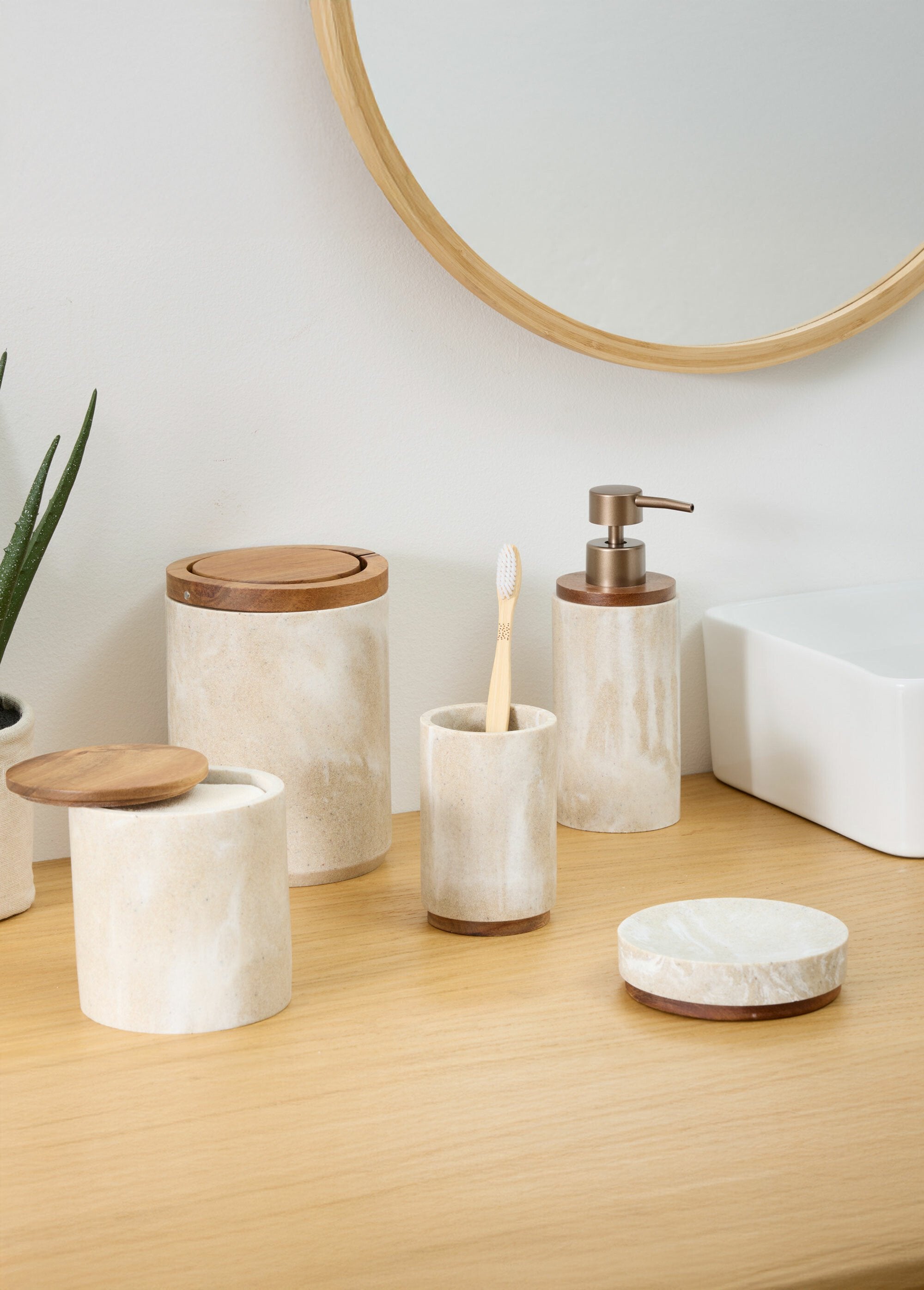 Conjunto_de_casa_de_banho_com_saboneteira_e_copo_Beige_SF1_slim