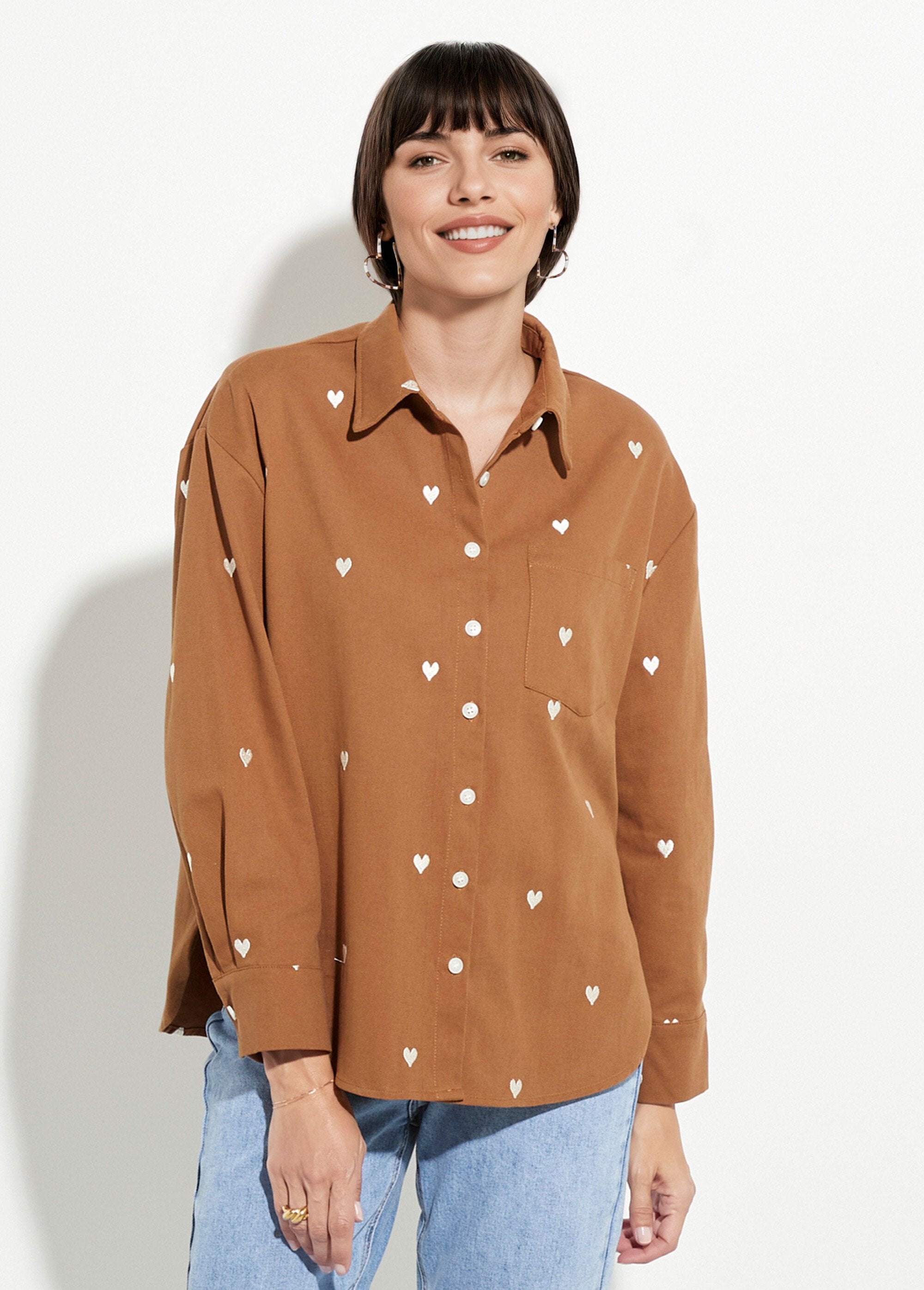 Surchemise_en_twill_avec_coeur_brodés_Camel_FA1_slim