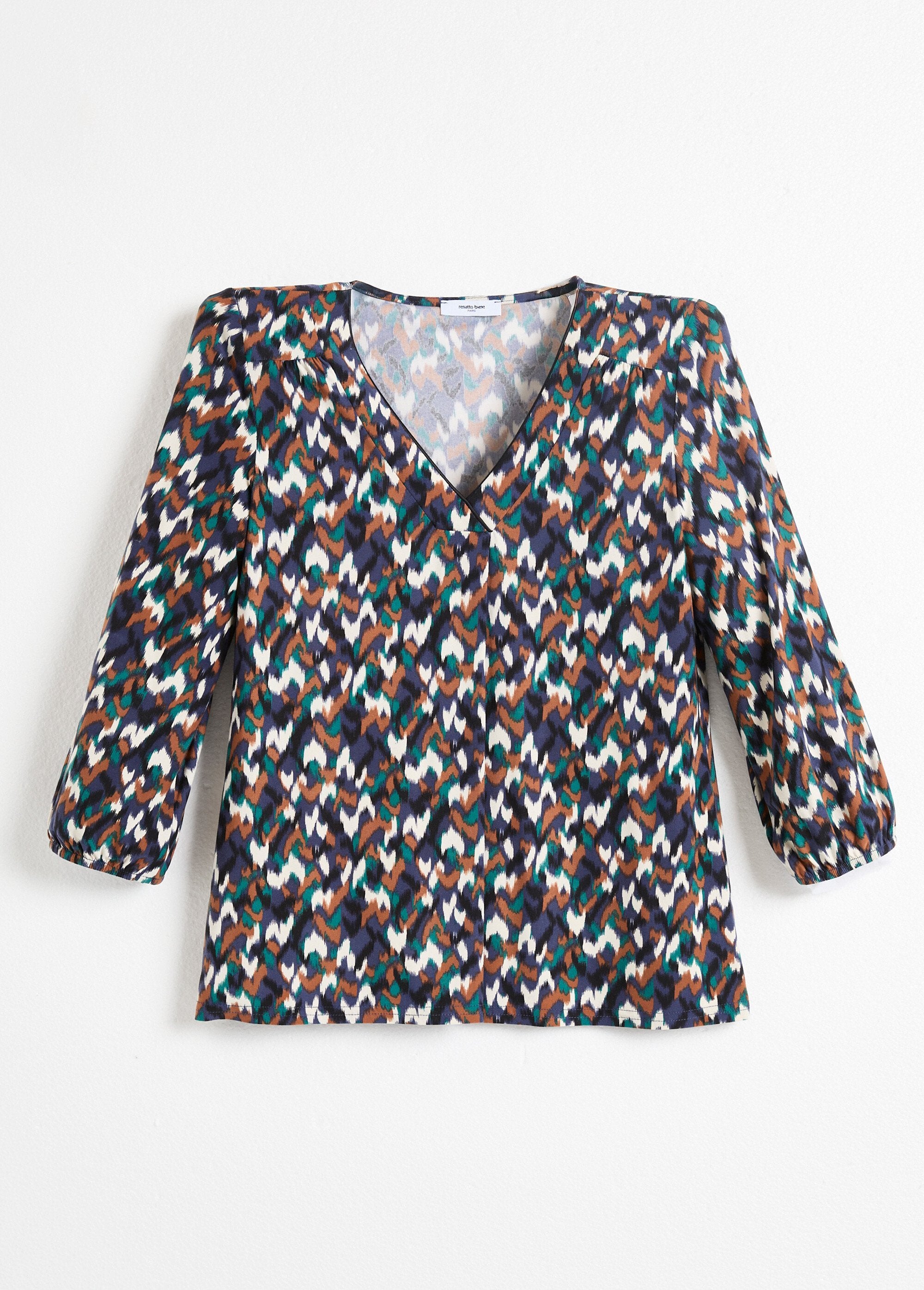 T-shirt_de_corte_largo_com_decote_em_V,_mangas_3/4_e_estampado_gráfico_Marine_et_vert_AP1_slim