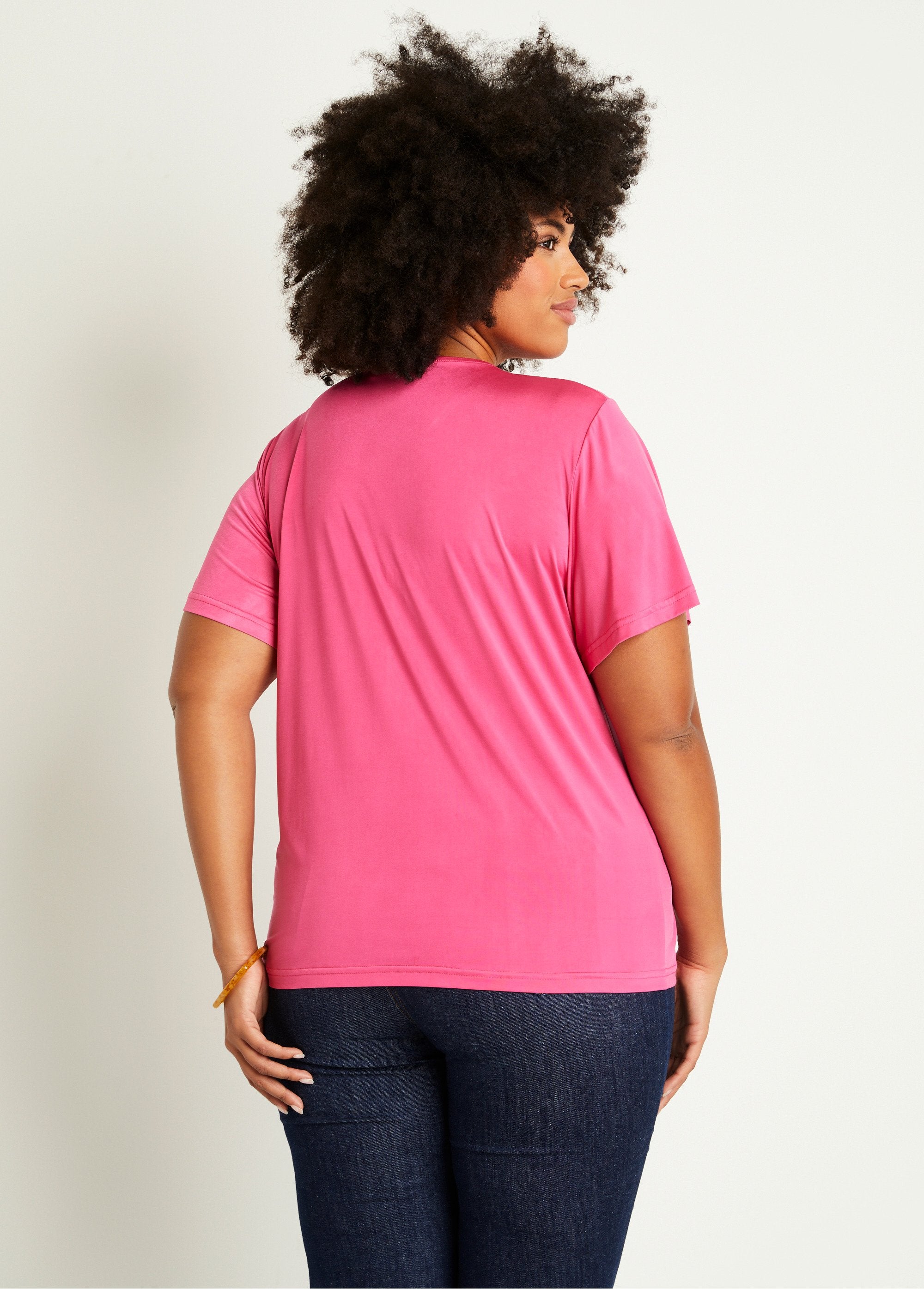 Camiseta_curta_solta,_lisa_ou_folhagem_Fúcsia_liso_DO1_curvy