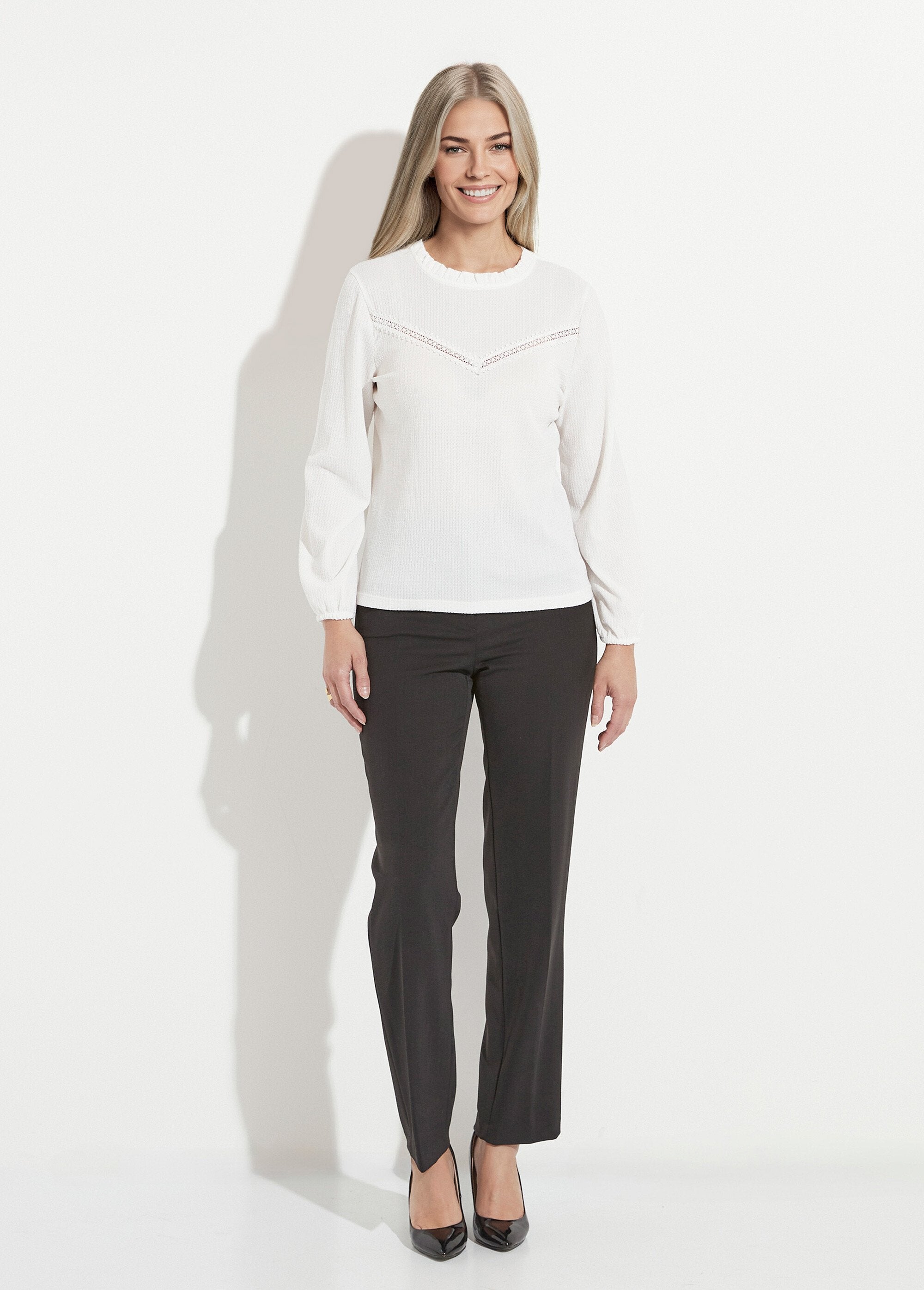 T-shirt_blanc_col_montant_volanté_maille_gaufrée_Blanc_SF1_slim