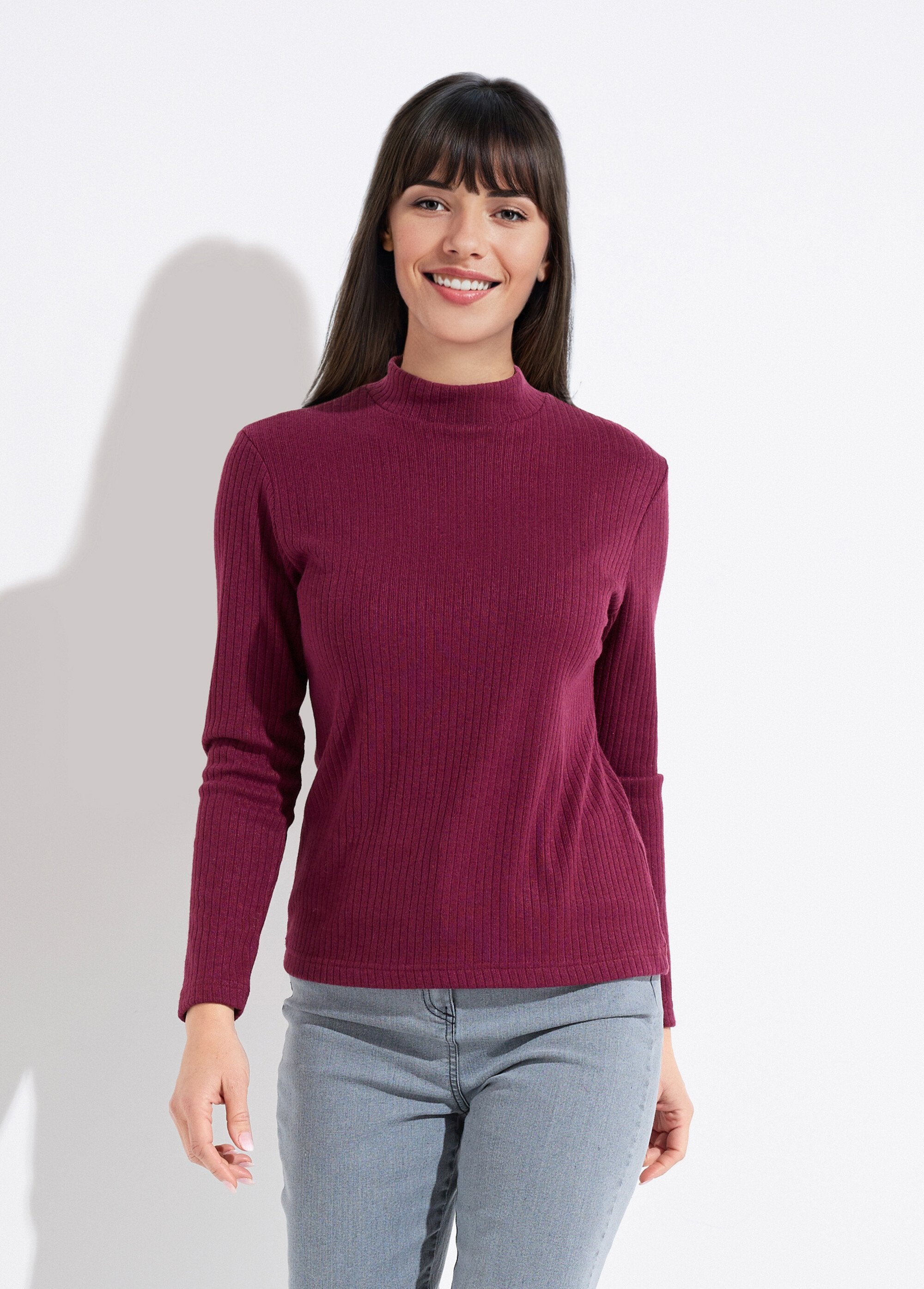 Camiseta_de_malha_canelada,_manga_comprida_e_gola_alta_Bordeaux_FA1_slim