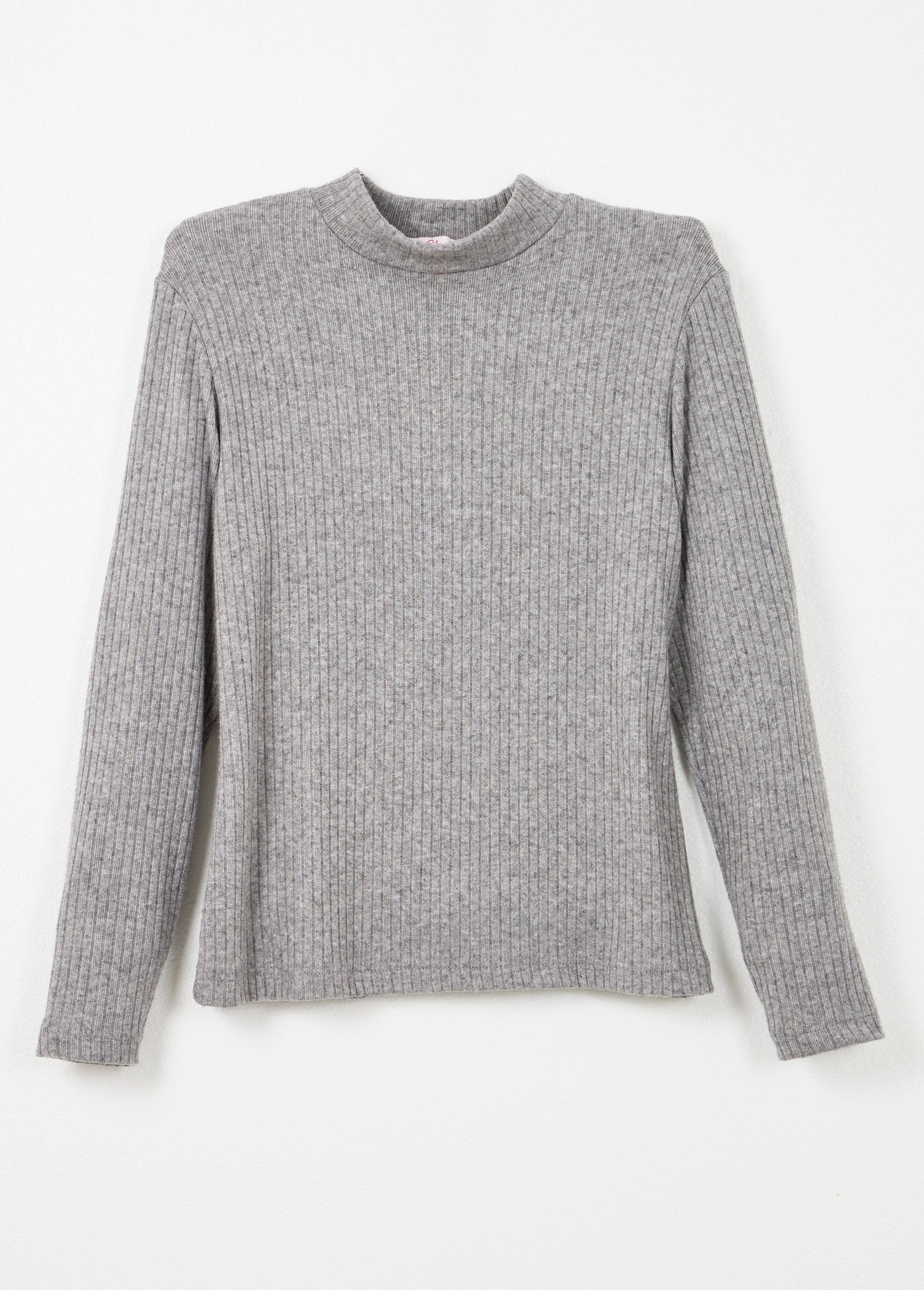 Camiseta_de_malha_canelada,_manga_comprida_e_gola_alta_Gris_chine_AP1_slim