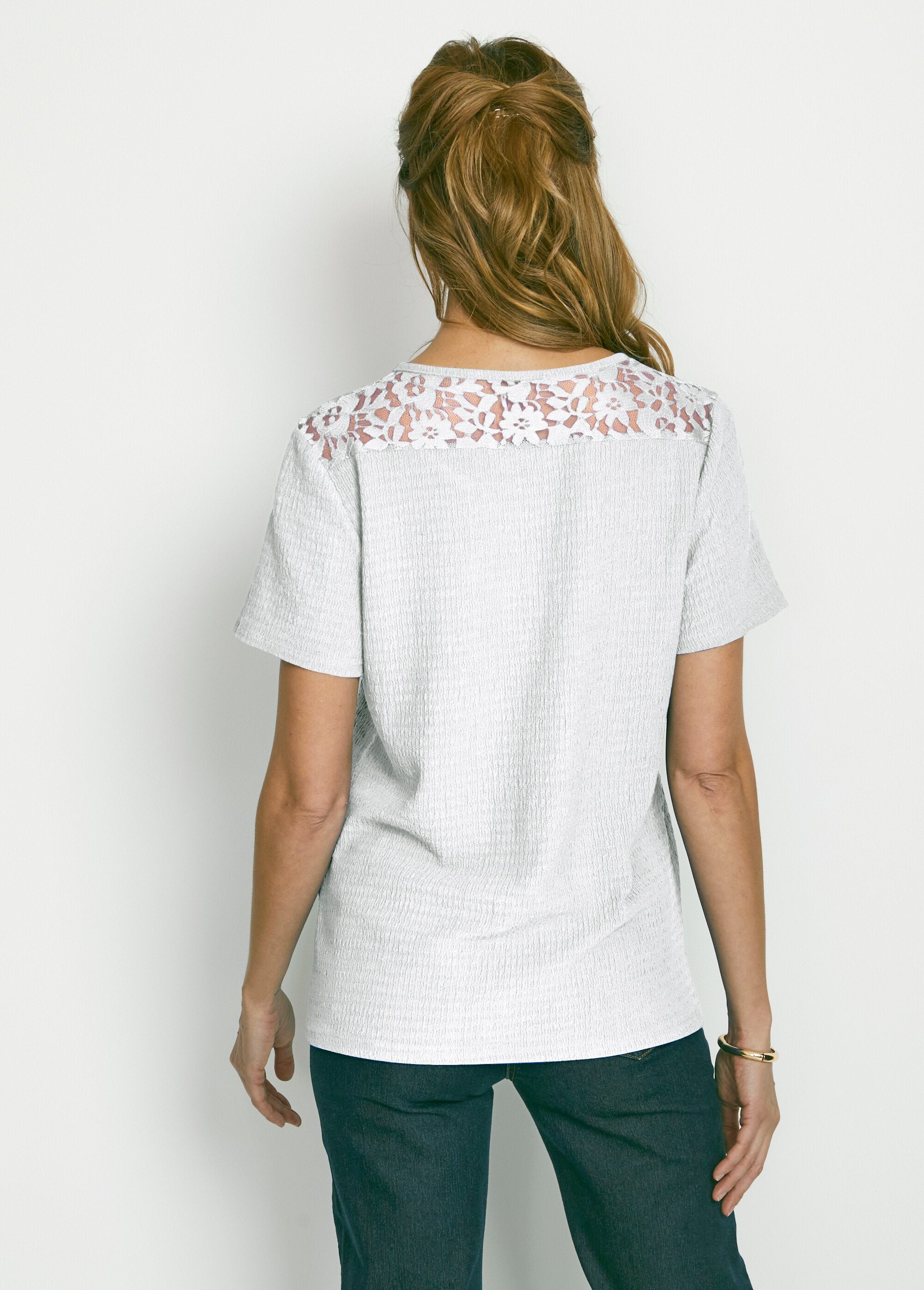 Camiseta_curta_em_renda_BRANCO_DO1_slim