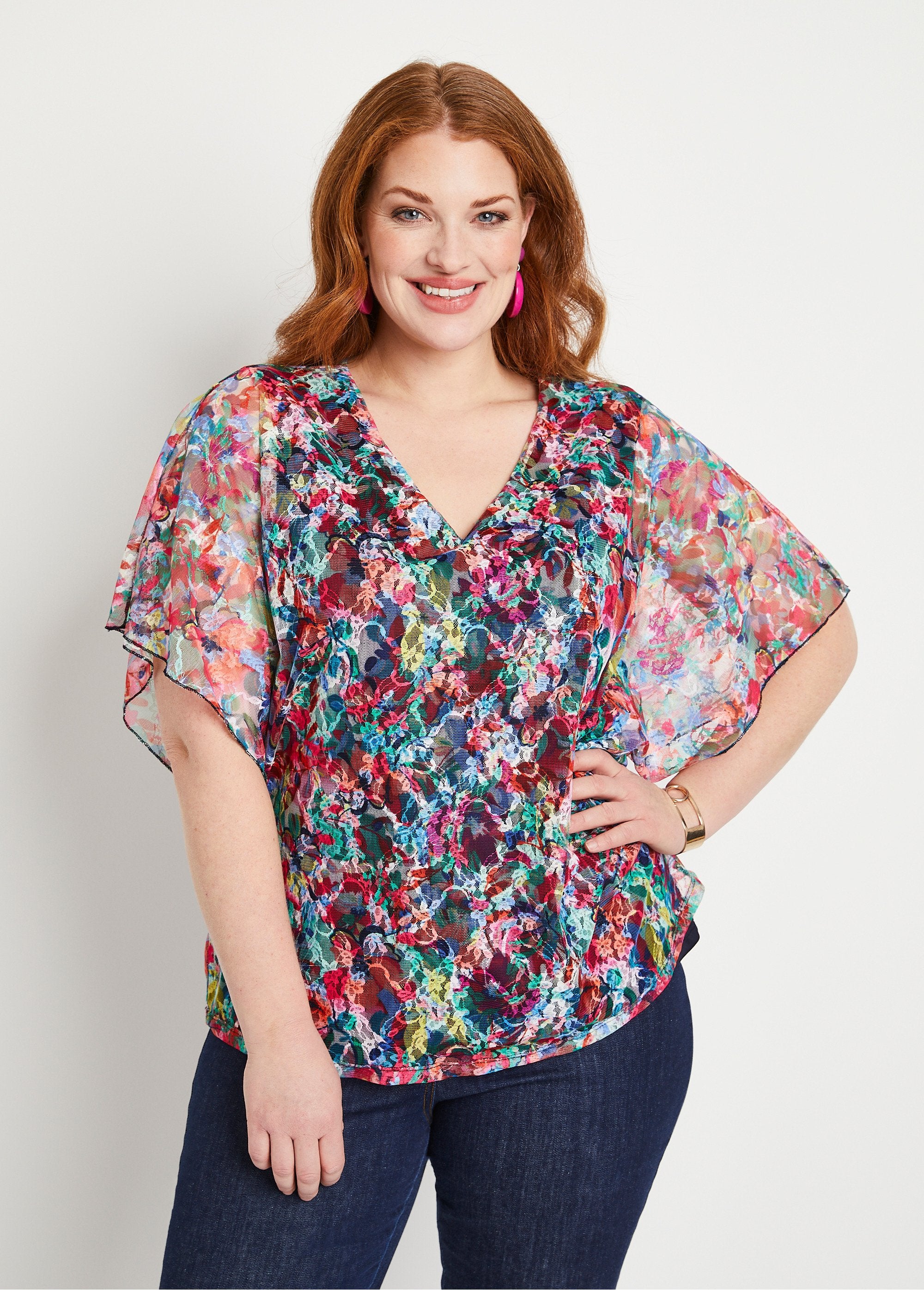 T-shirt_curta_em_renda_floral_Fúcsia_e_azul_FA1_curvy