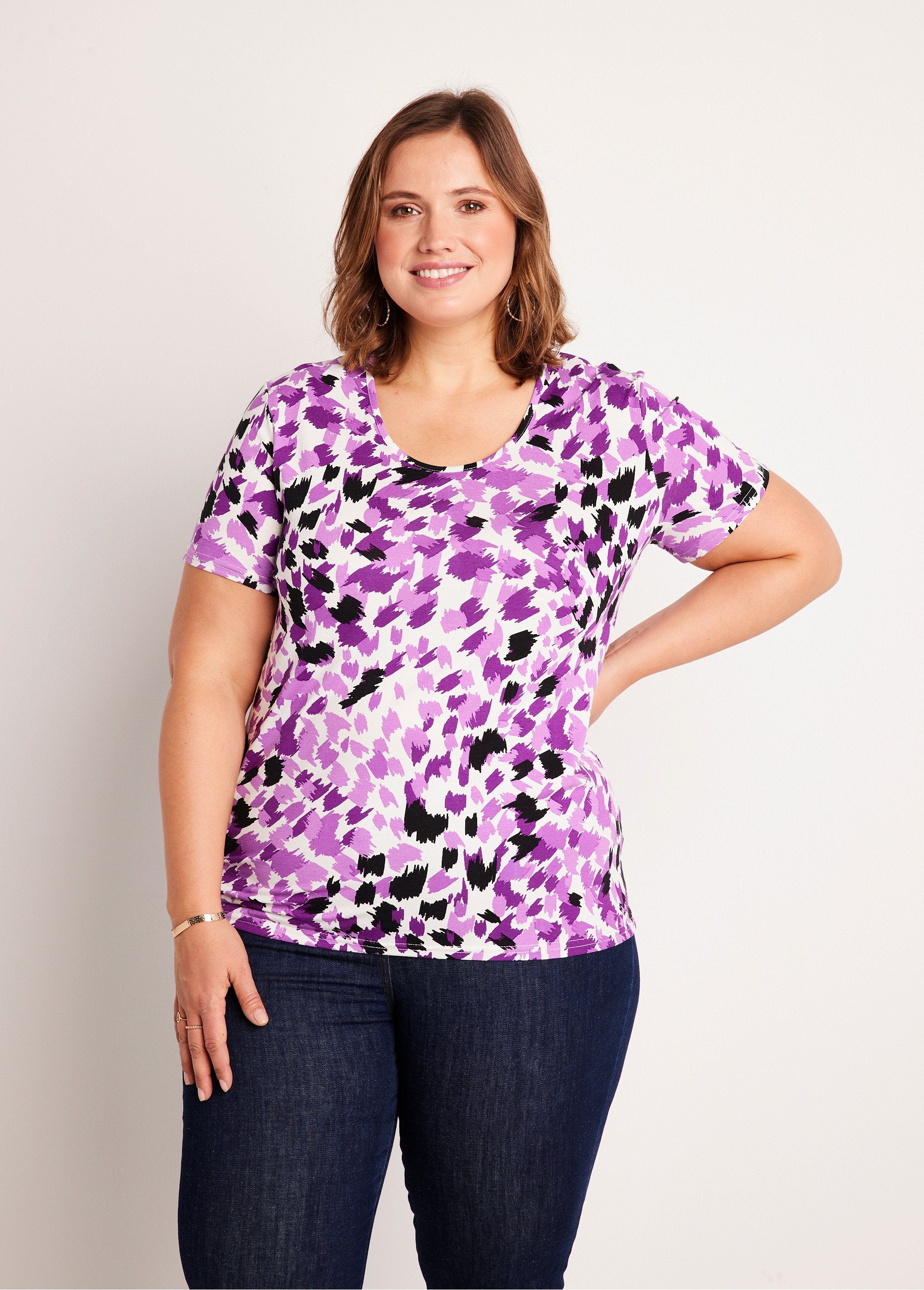 Camiseta_cropped_estampada_de_manga_curta_Parma_FA1_curvy