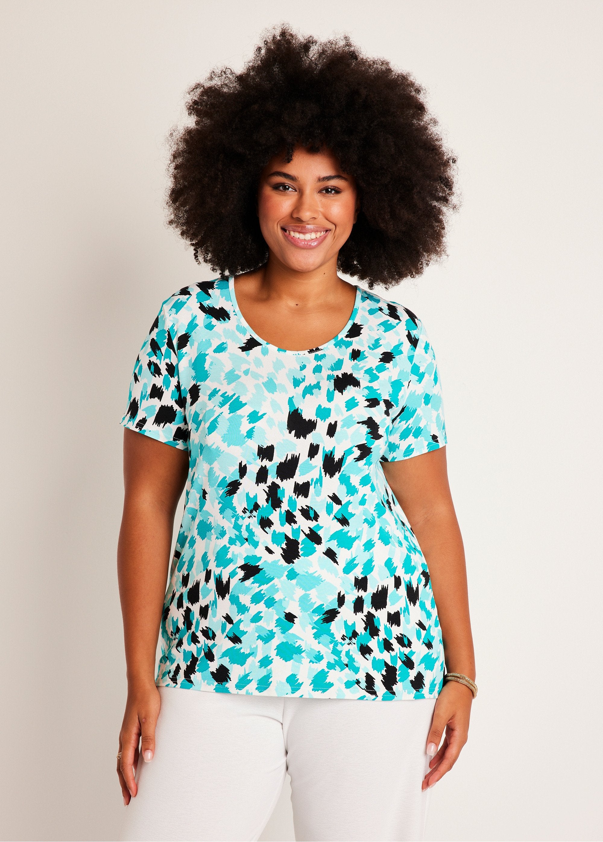 Camiseta_cropped_estampada_de_manga_curta_Esmeralda_FA1_curvy