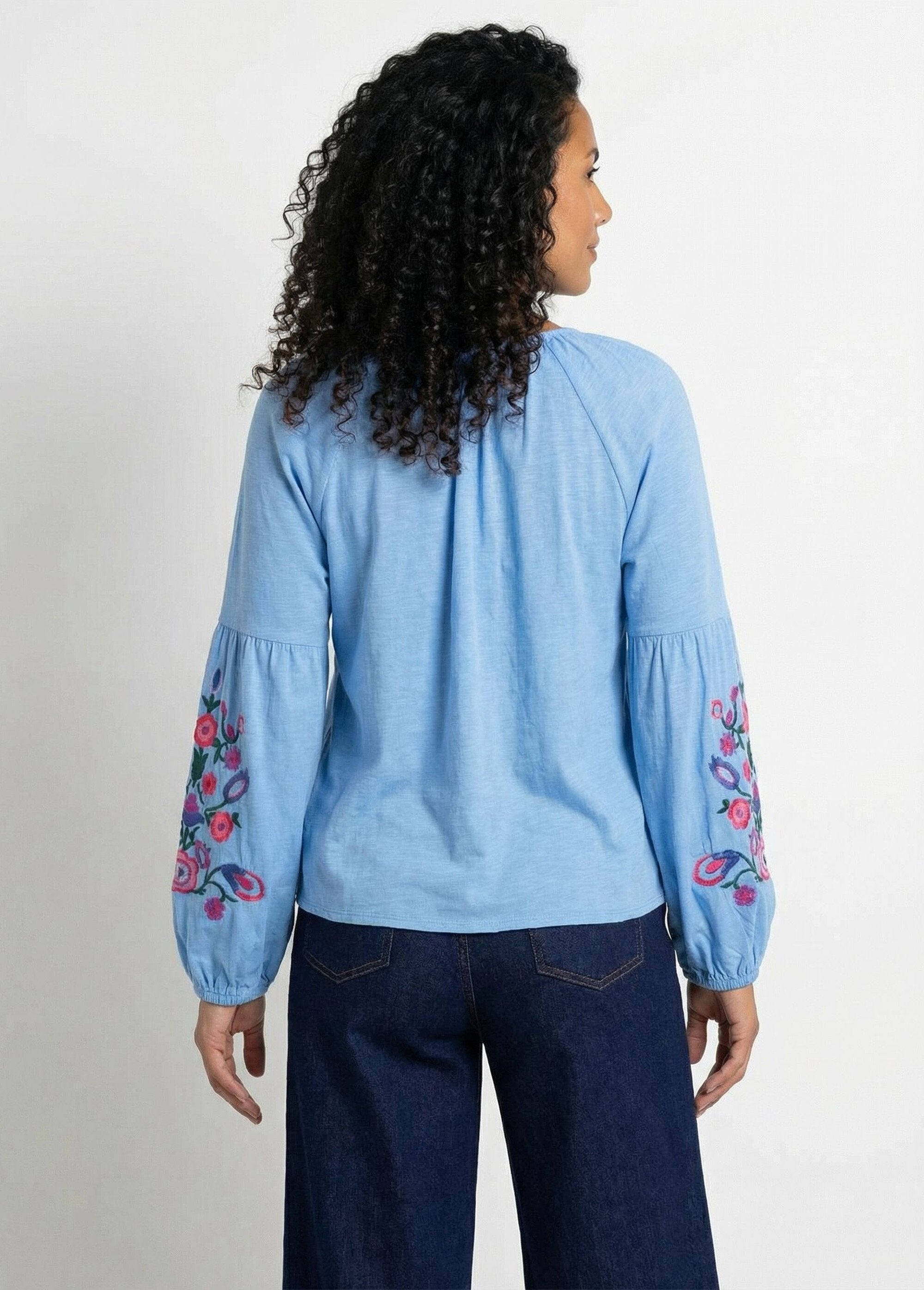 T-shirt_de_manga_comprida_com_bordados_Bleu_jean_DO1_slim