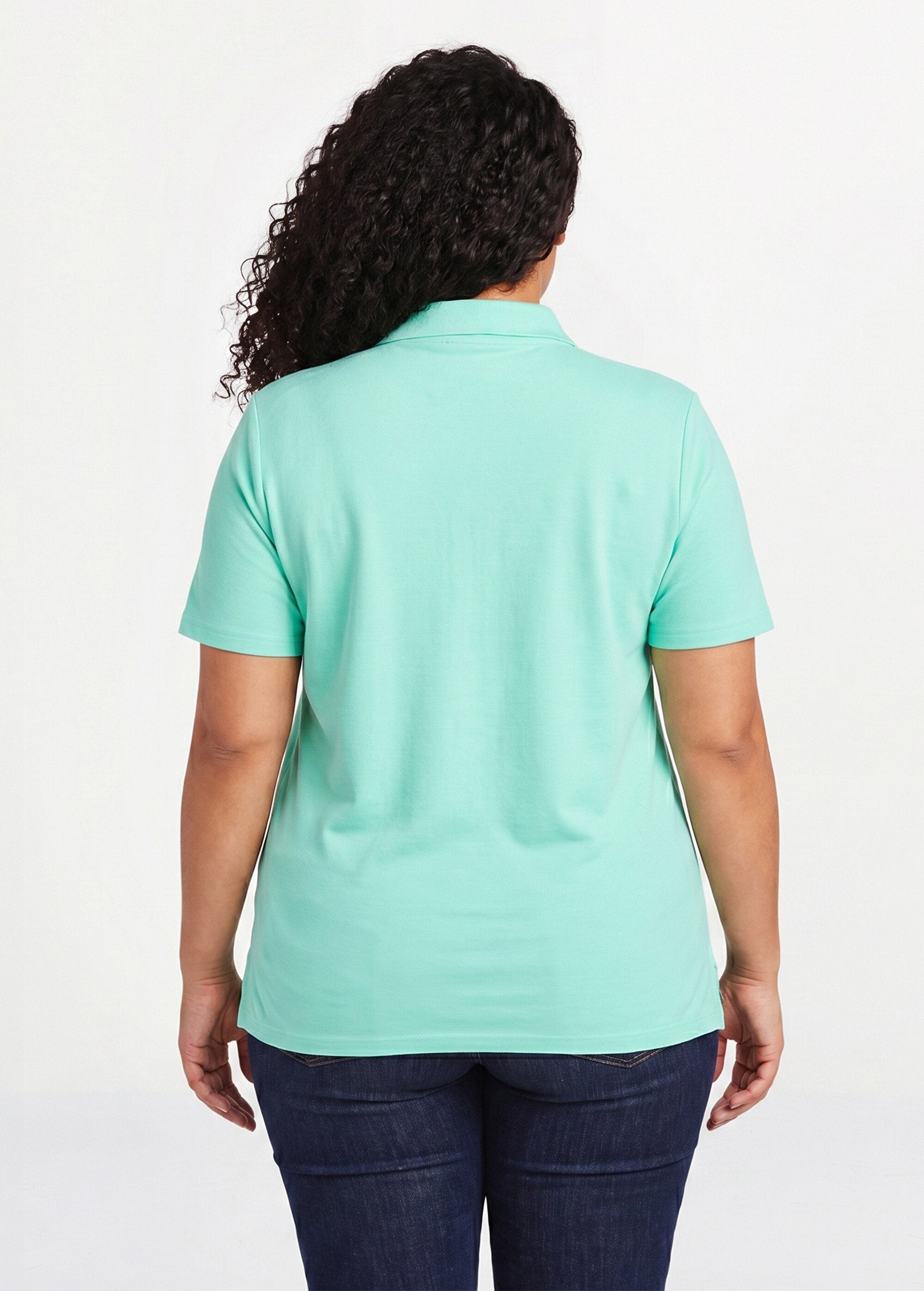 Camiseta_gola_polo_em_malha_piqué_de_algodão_VERDE_DO1_curvy