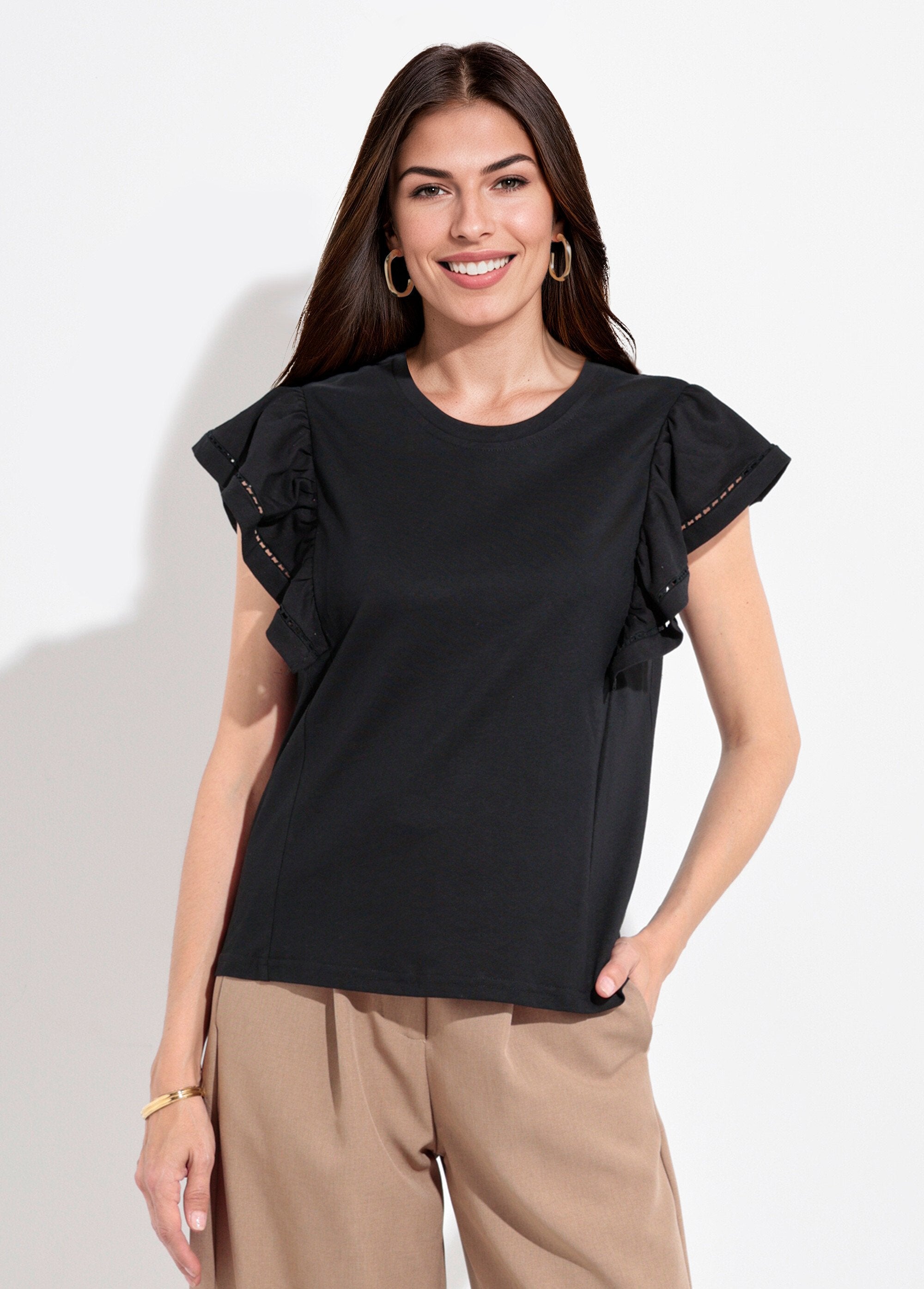 Camiseta_com_mangas_curtas_e_babados_vazados_Noir_FA1_slim