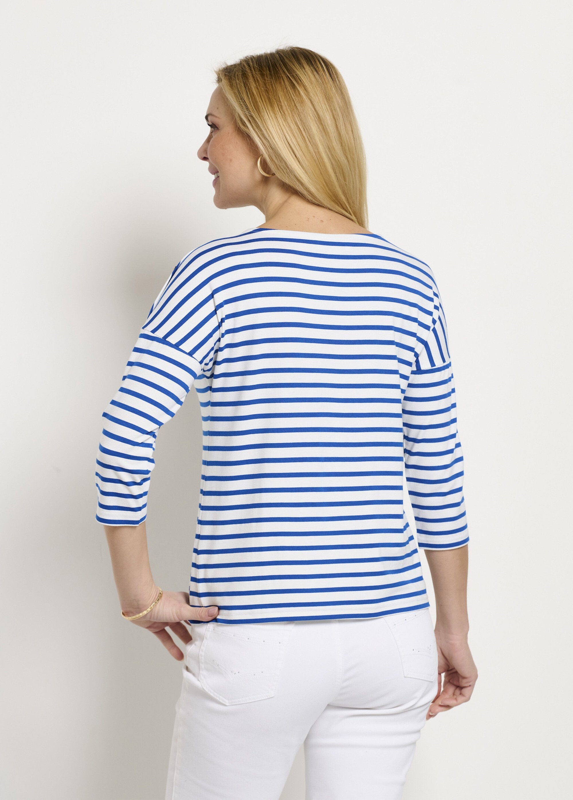 T-shirt_de_manga_curta_às_riscas_Blanc_et_bleu_DO1_slim