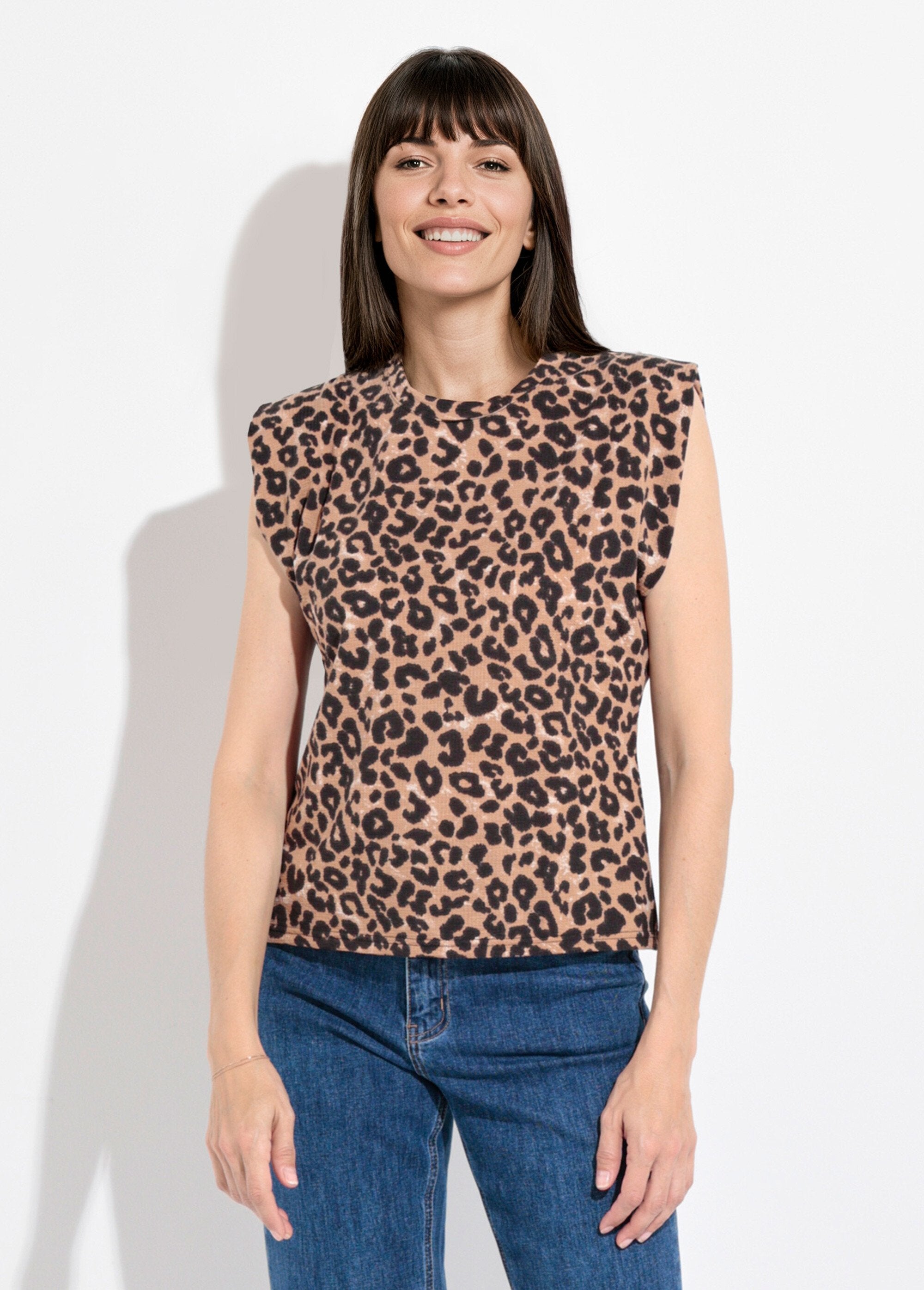 Camiseta_com_estampa_de_leopardo_e_mangas_quimono_Leopard_FA1_slim
