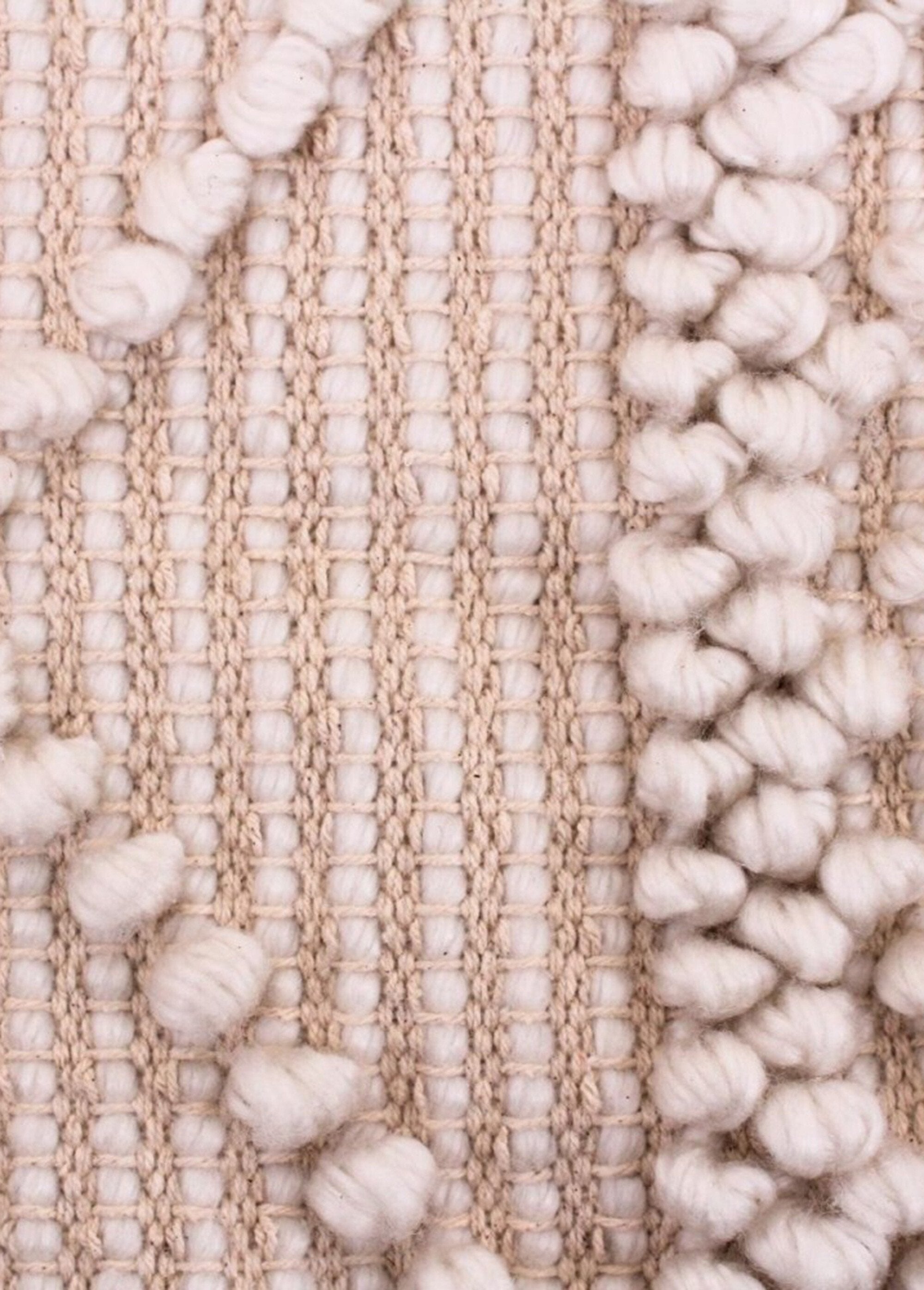 Tapis_motifs_en_relief_boules,_110x60cm_Naturel_DE2_slim