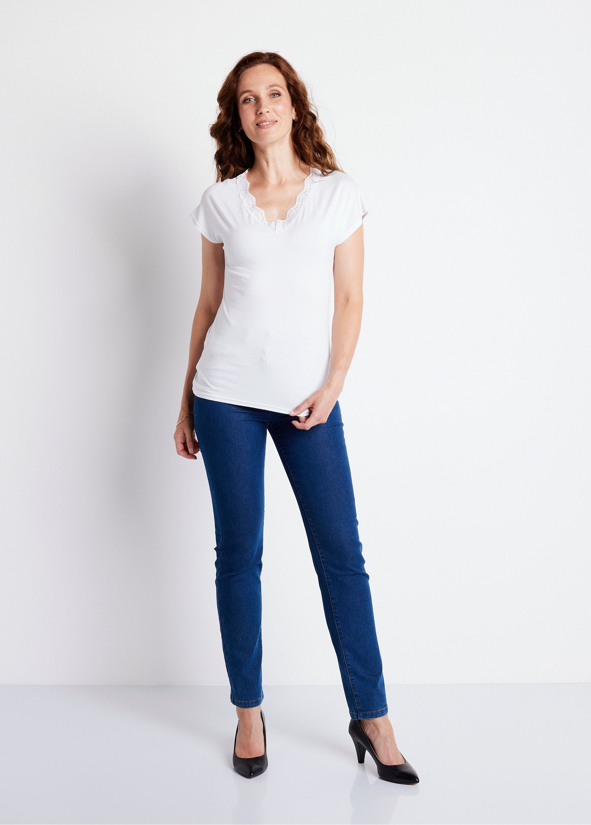 T-shirt_curta_em_renda_stretch_BRANCO_SF1_slim