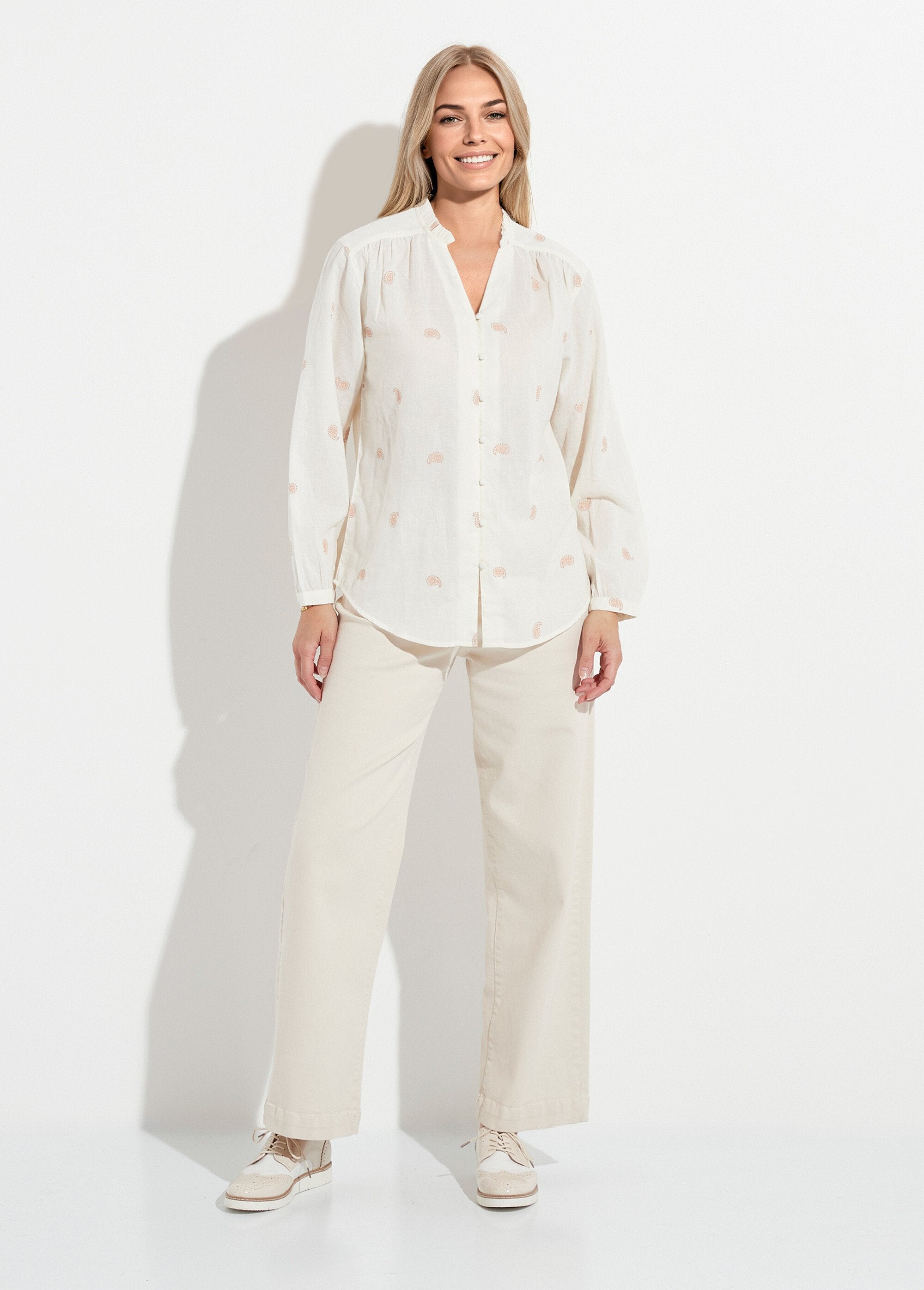 Túnica_de_gaze_de_algodão_bordada_com_gola_franzida_Ecru_et_beige_SF1_slim