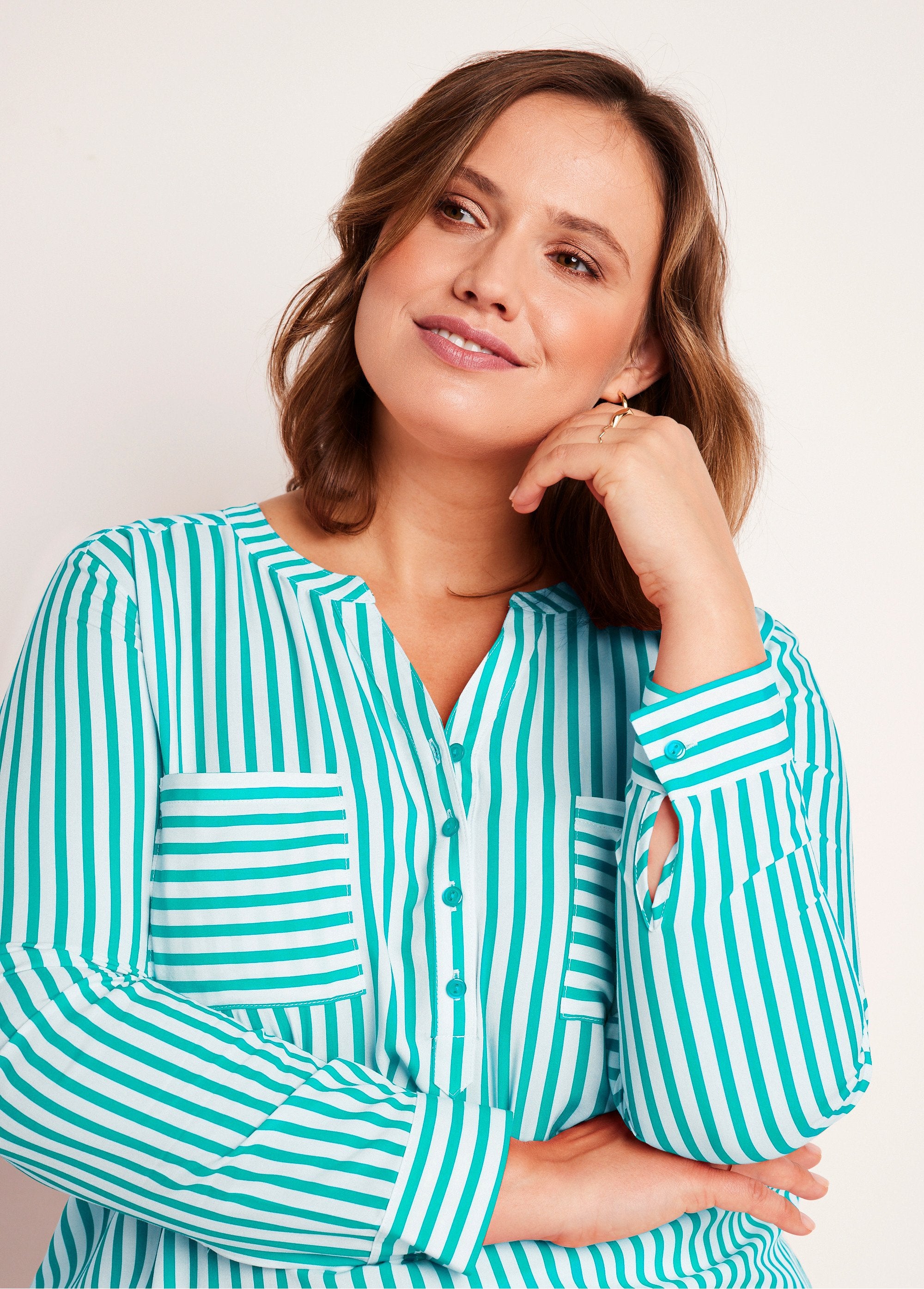 Túnica_camisa_listrada_longa_VERDE_DE1_curvy