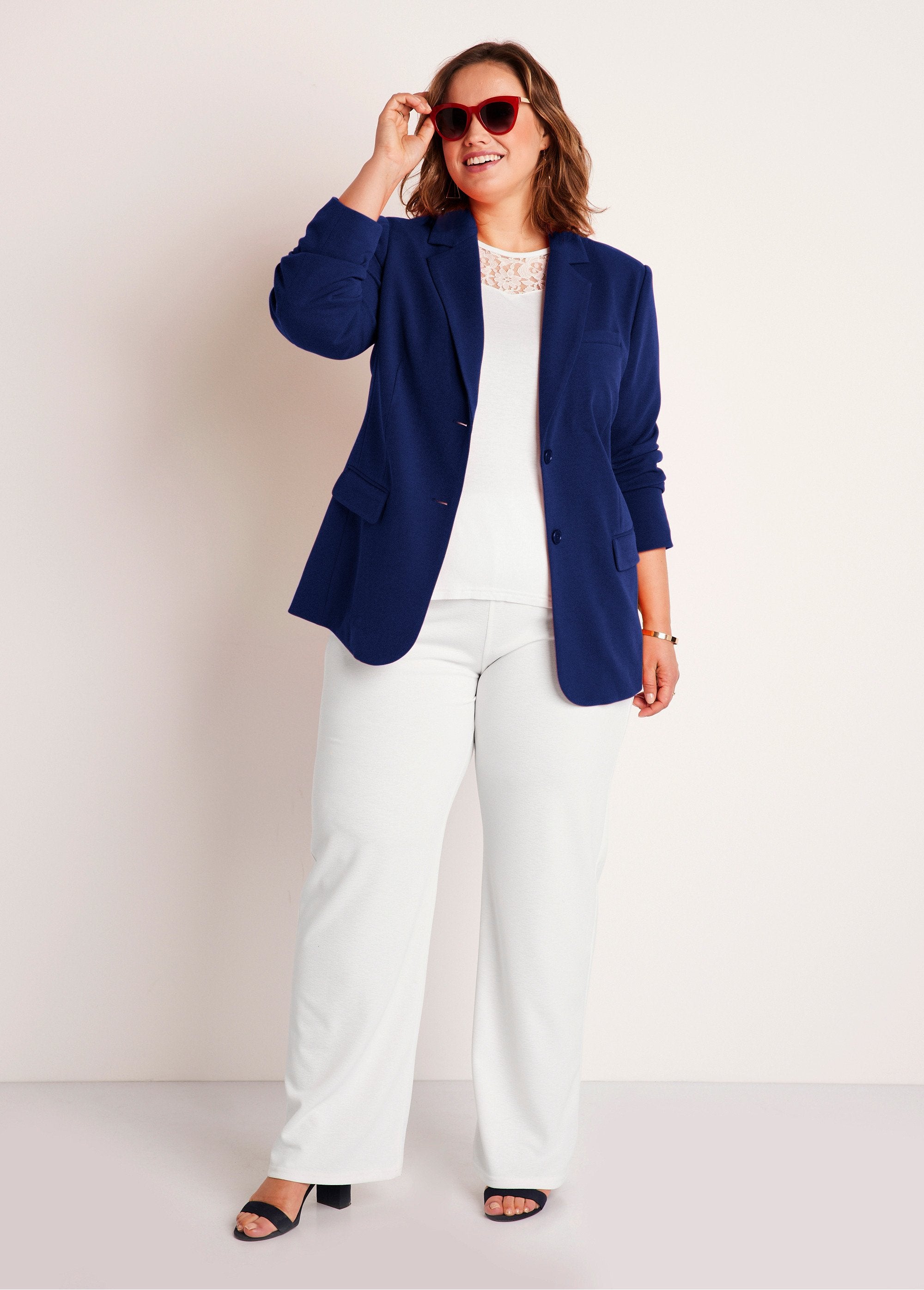 Jaqueta_blazer_de_malha_lisa_com_corte_reto_Marinho_SF1_curvy