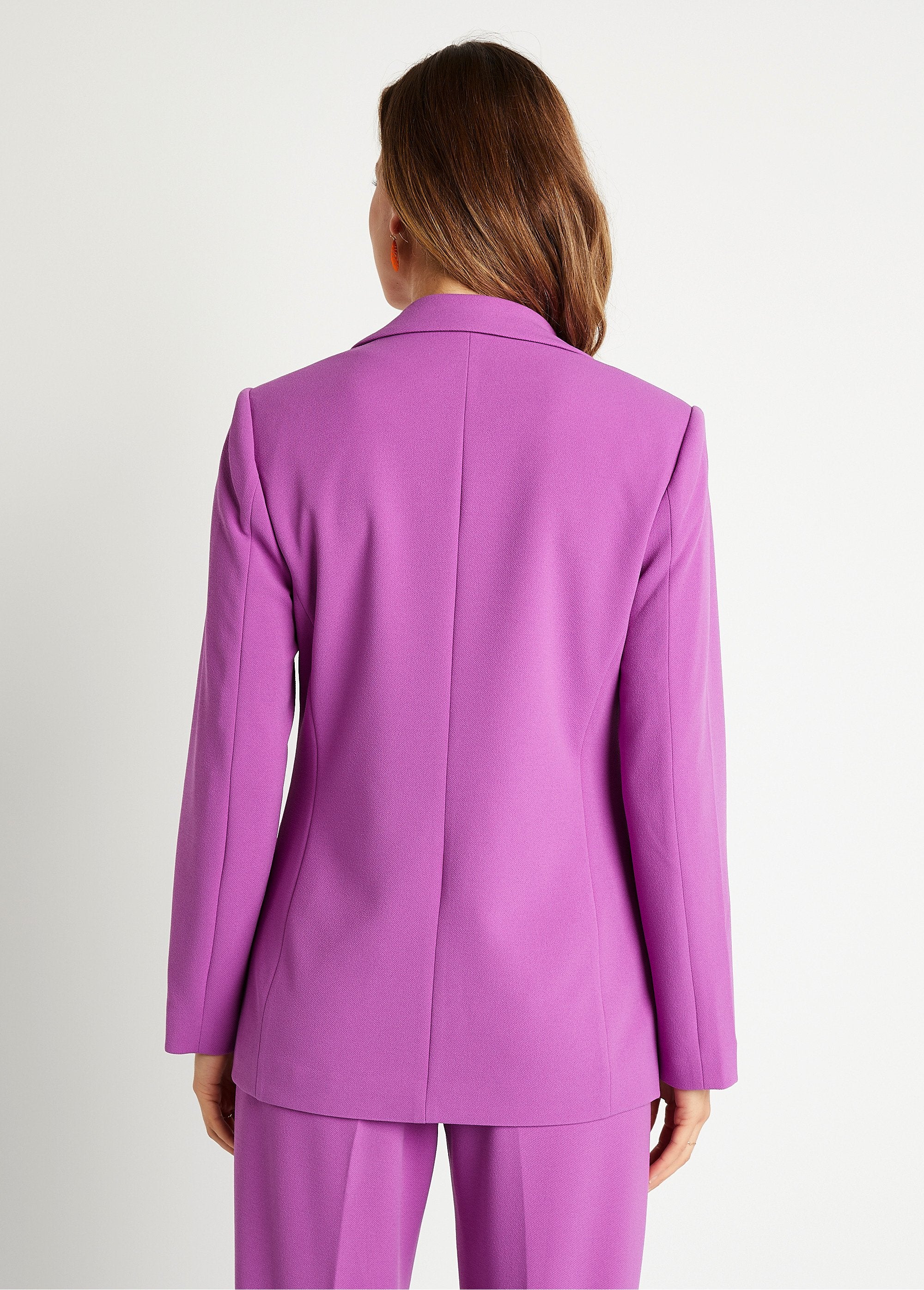 Jaqueta_blazer_de_malha_lisa_com_corte_reto_ROXO_DO1_slim